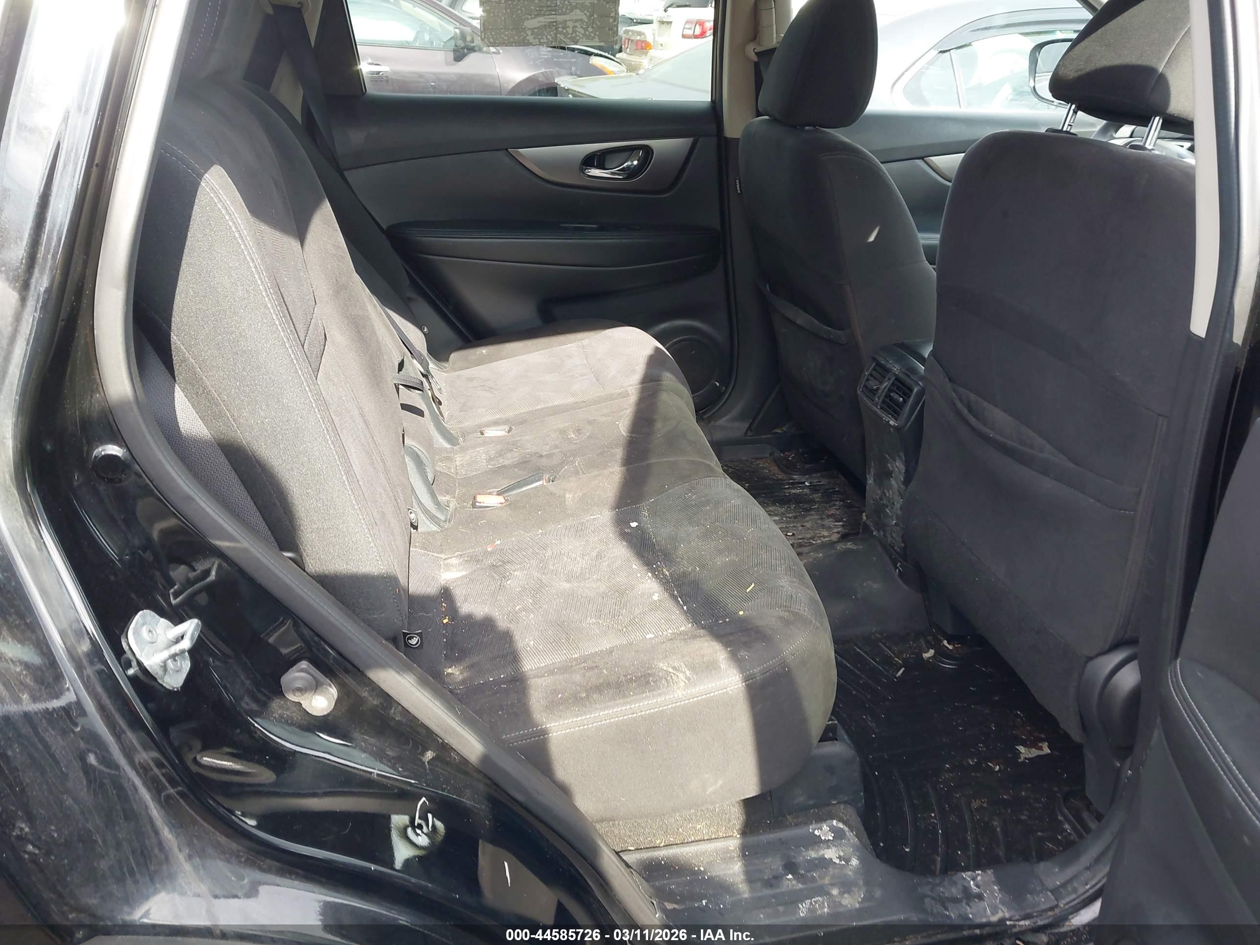 NISSAN ROGUE image 8