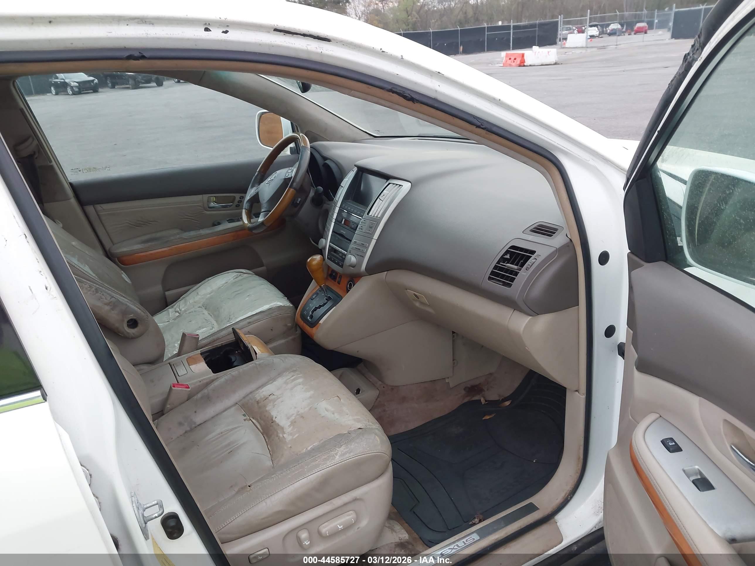 LEXUS RX image 5
