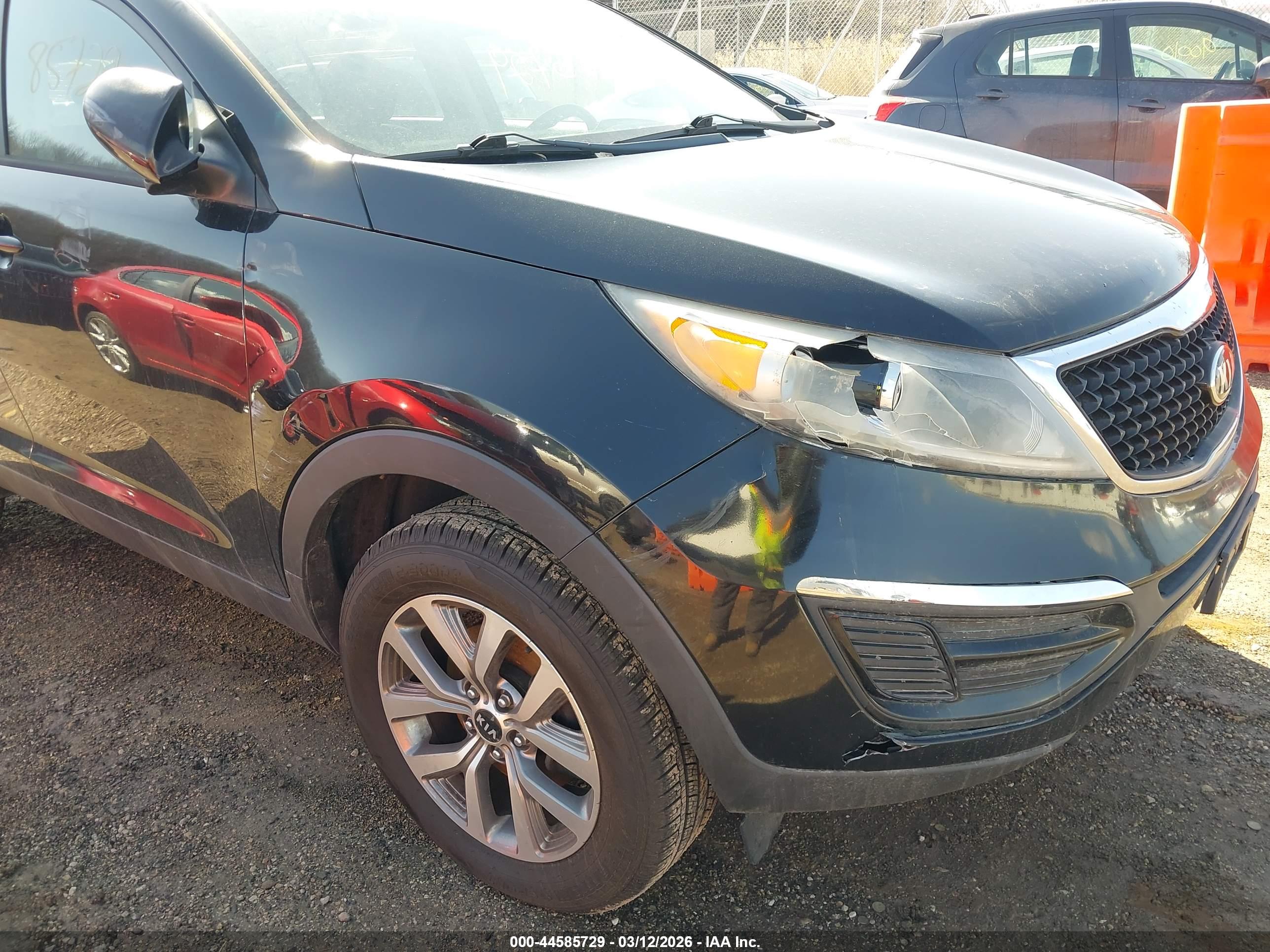 KIA SPORTAGE image 6