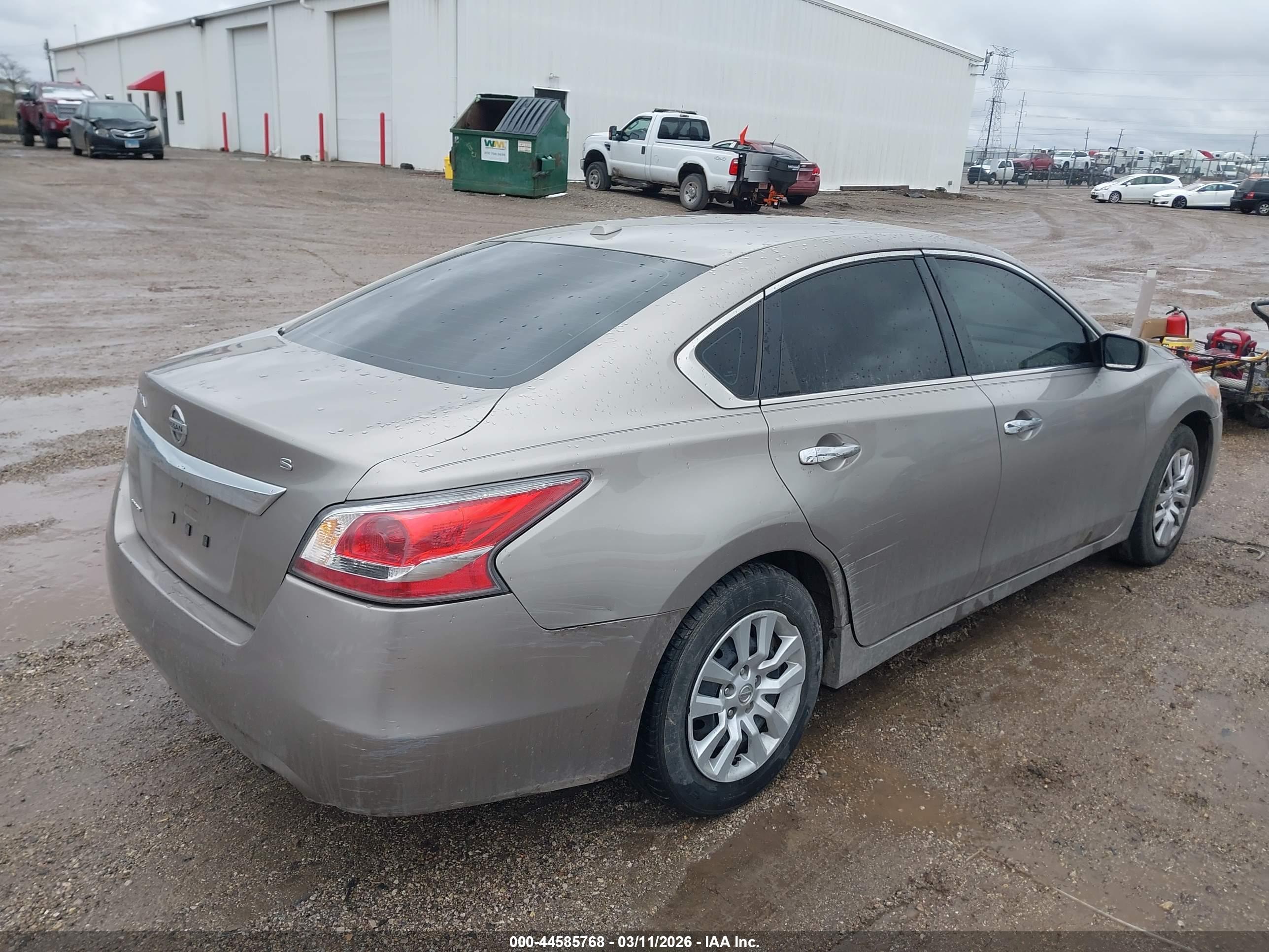 NISSAN ALTIMA image 4
