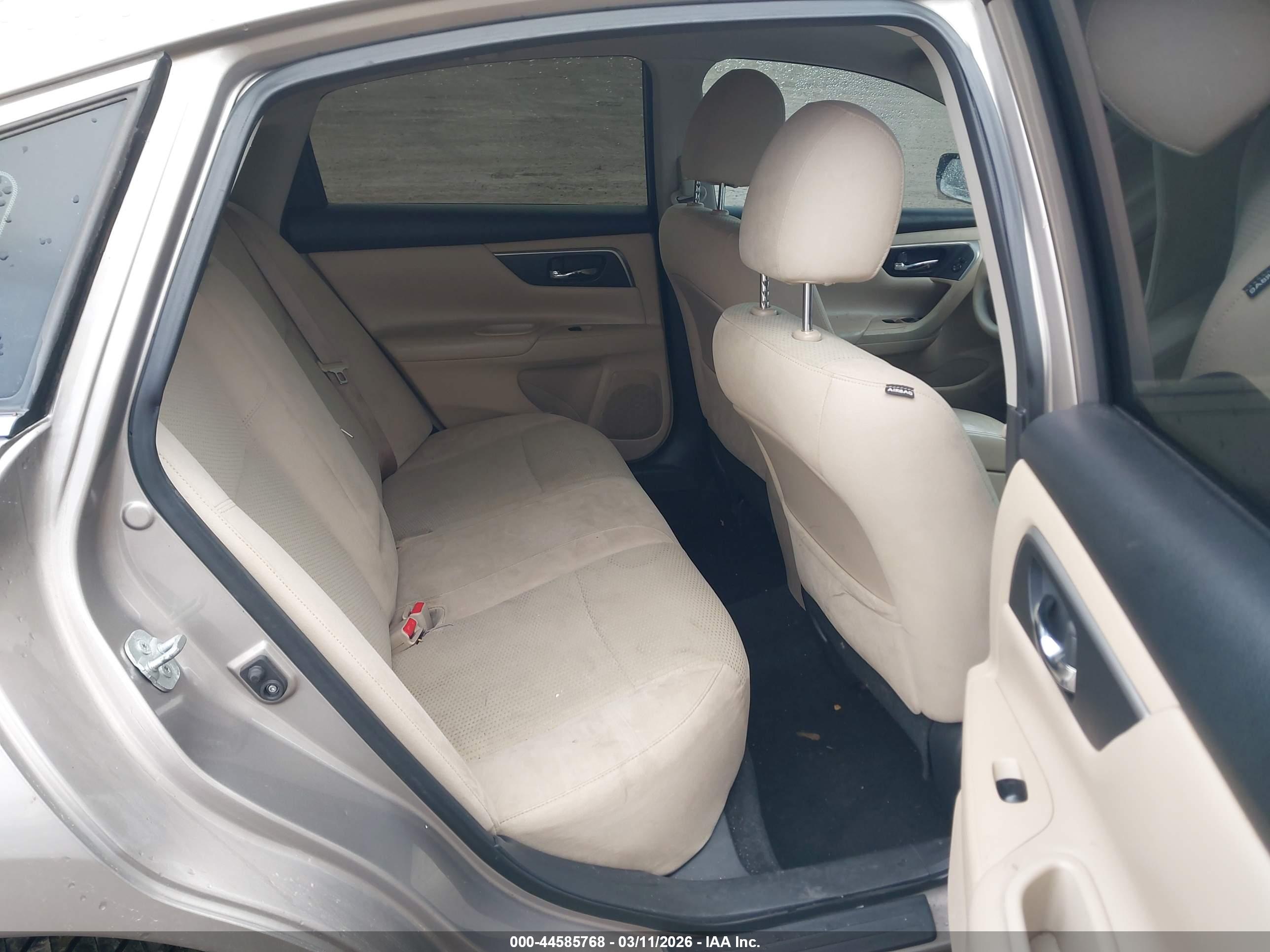 NISSAN ALTIMA image 8