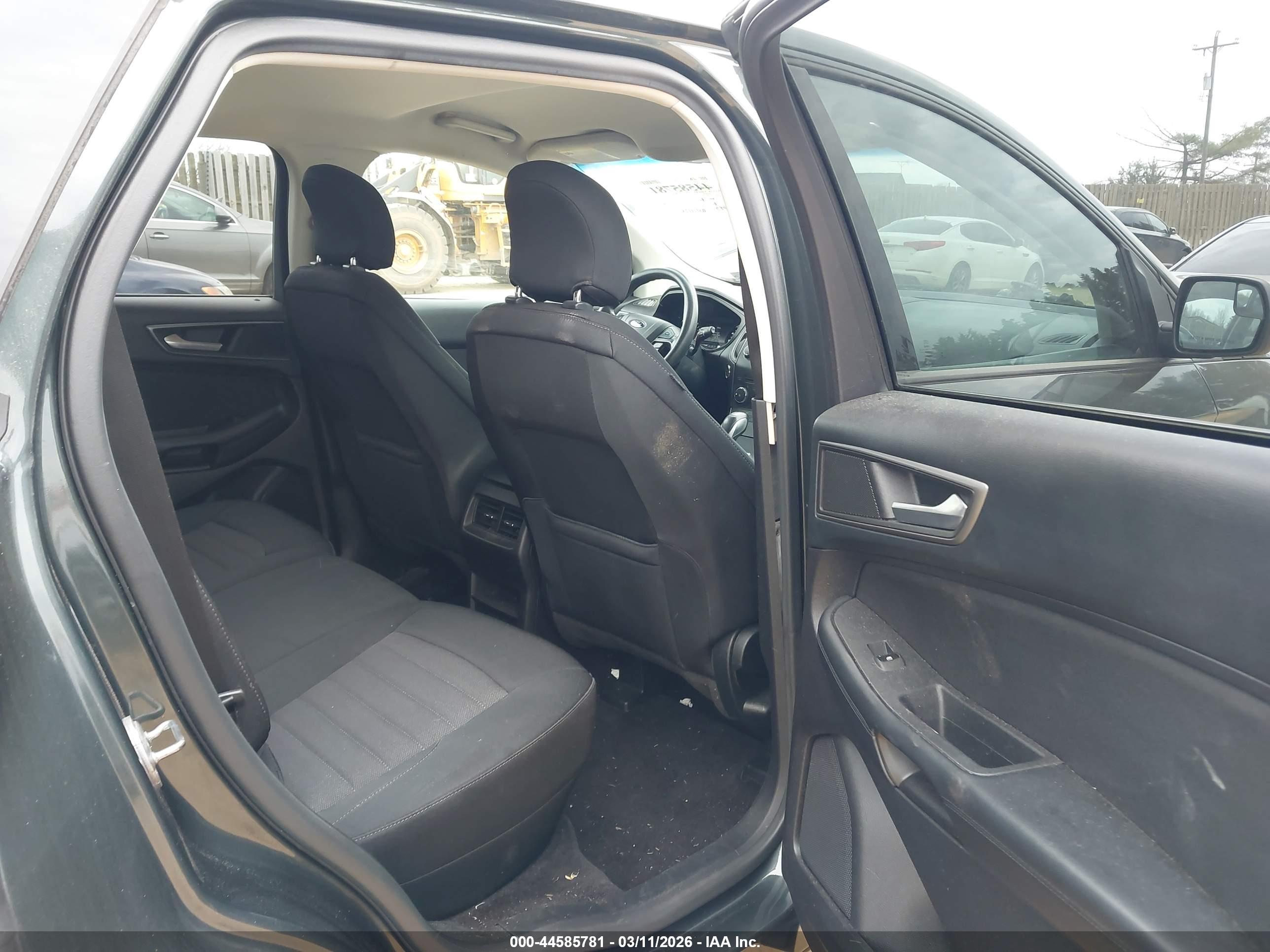 FORD EDGE image 8