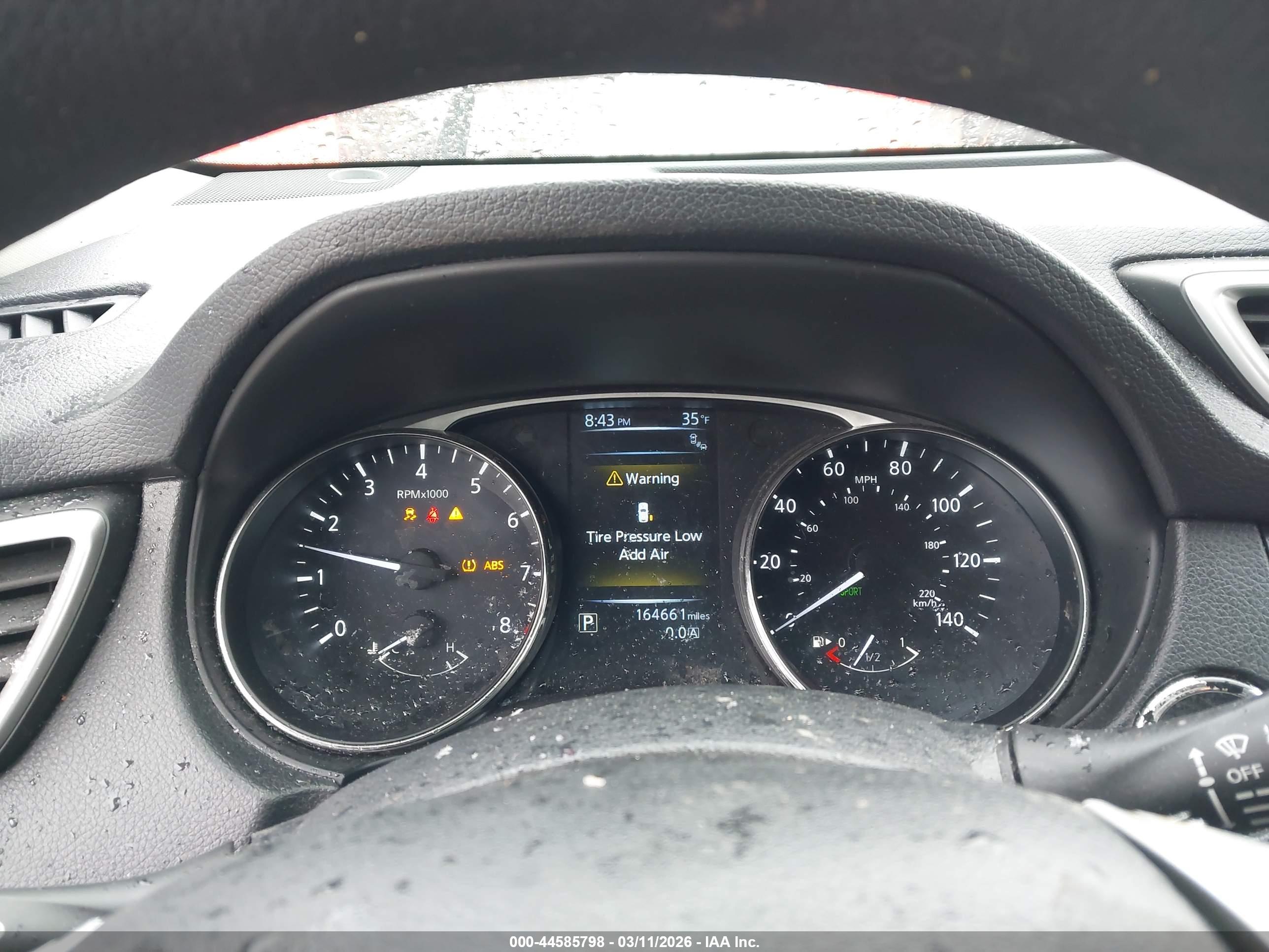NISSAN ROGUE image 7