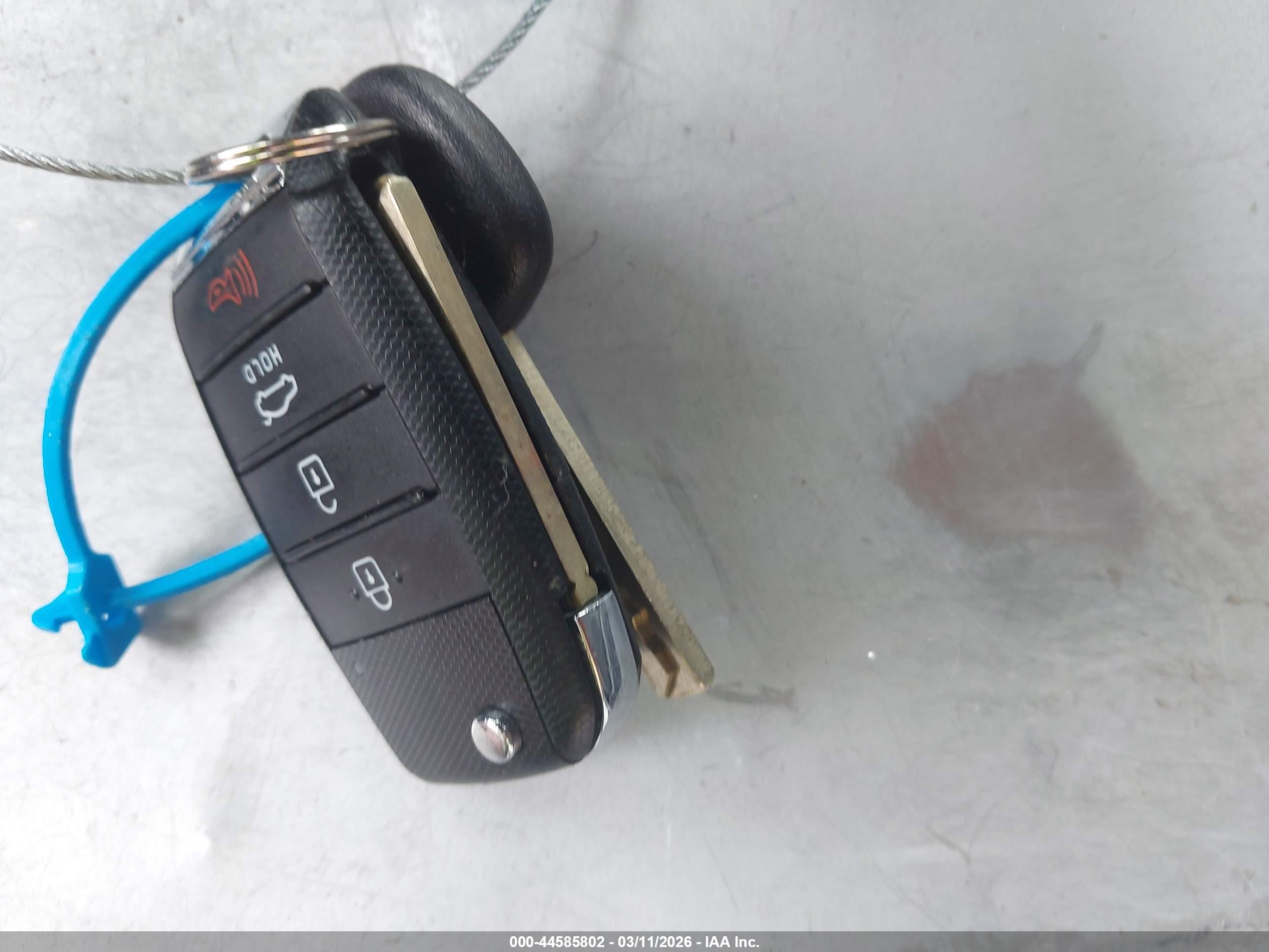 KIA RIO image 11