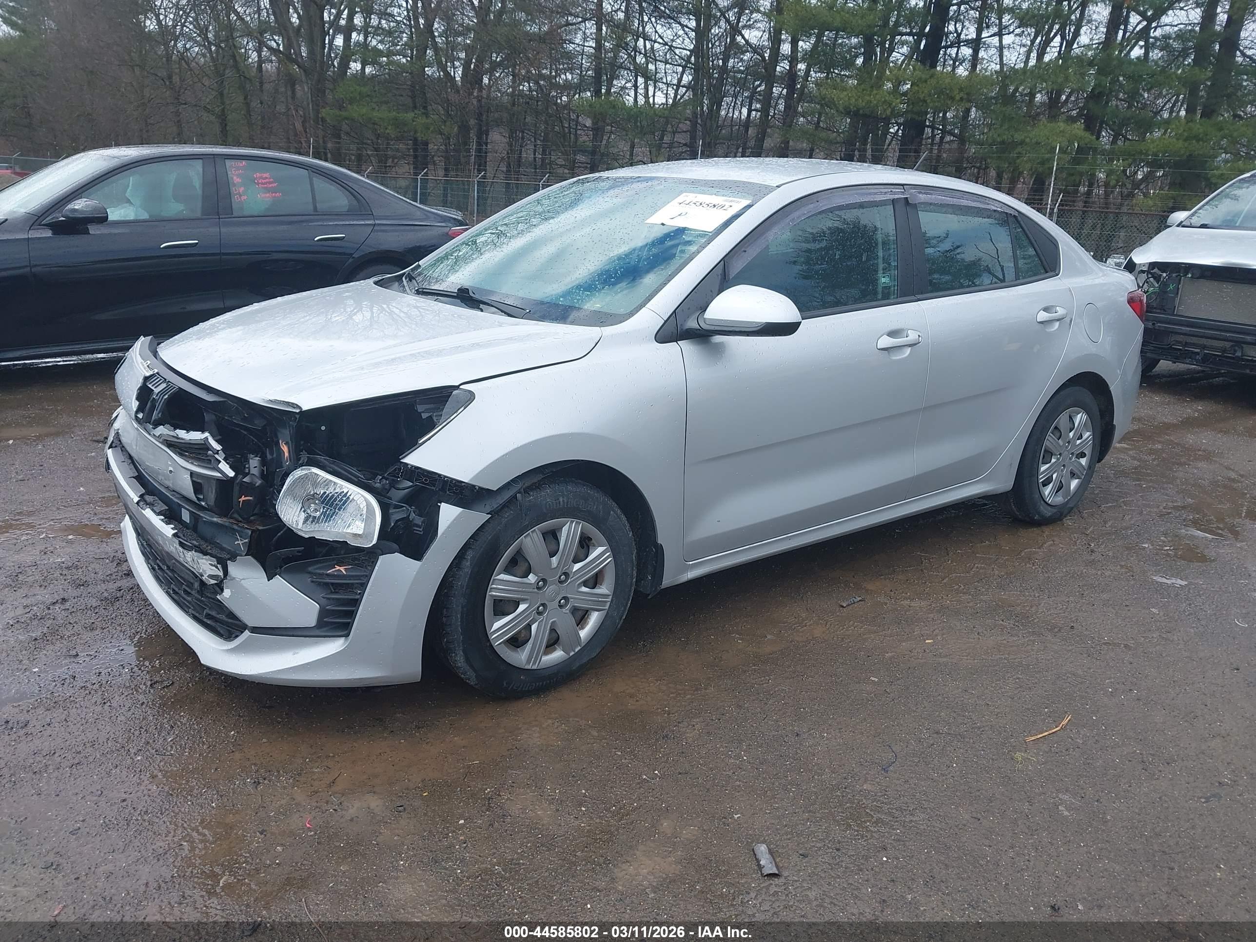 KIA RIO image 2