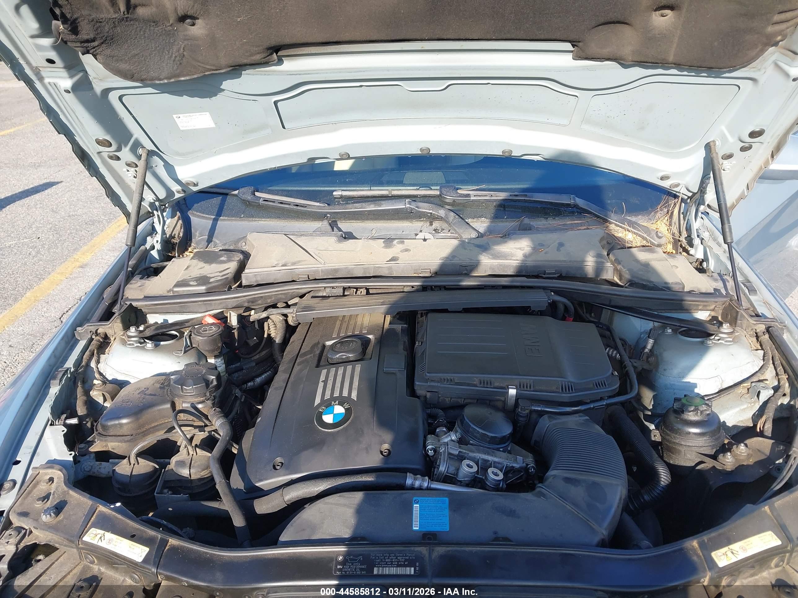 BMW 335I image 10