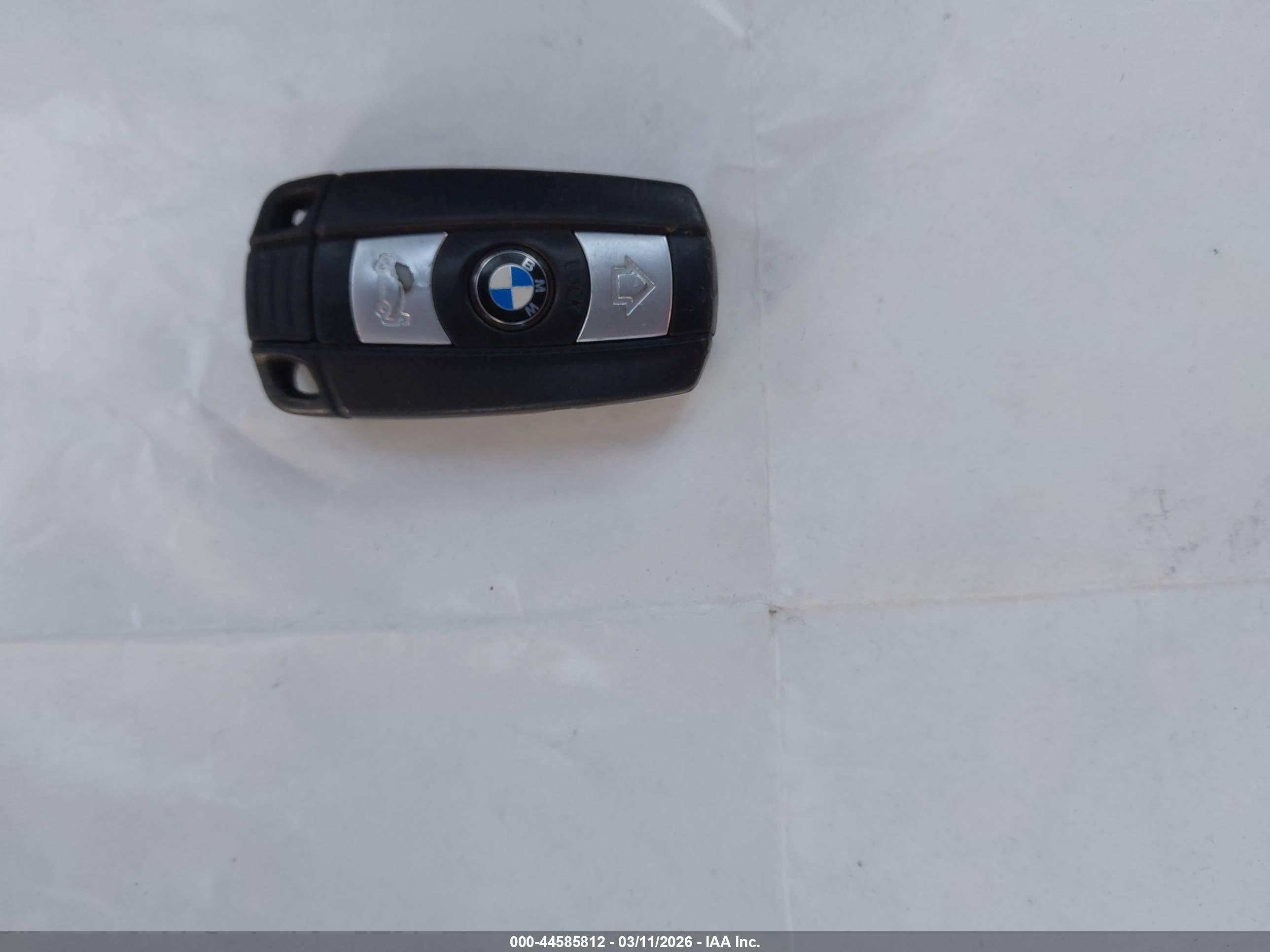 BMW 335I image 11