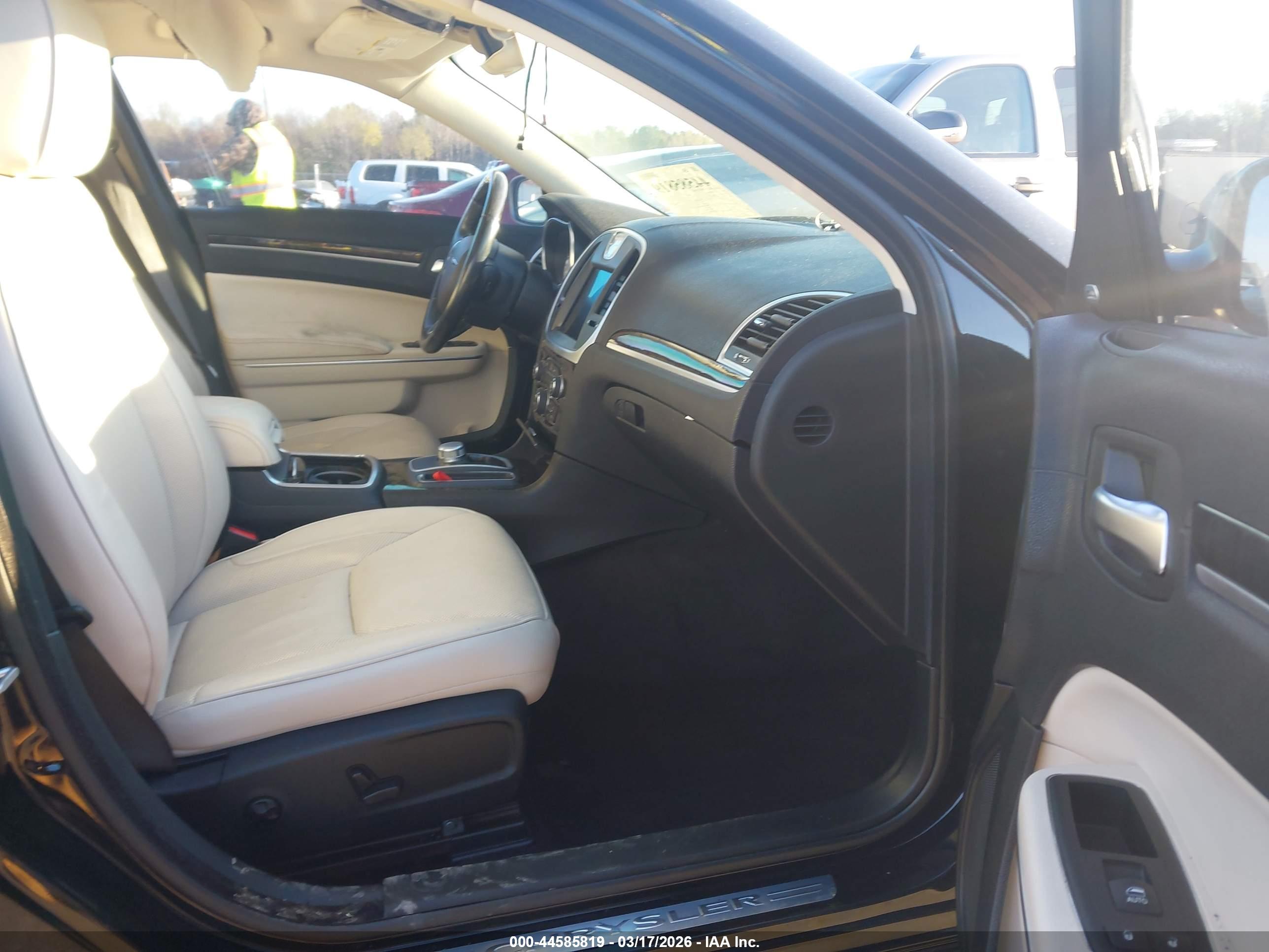 CHRYSLER 300C image 5
