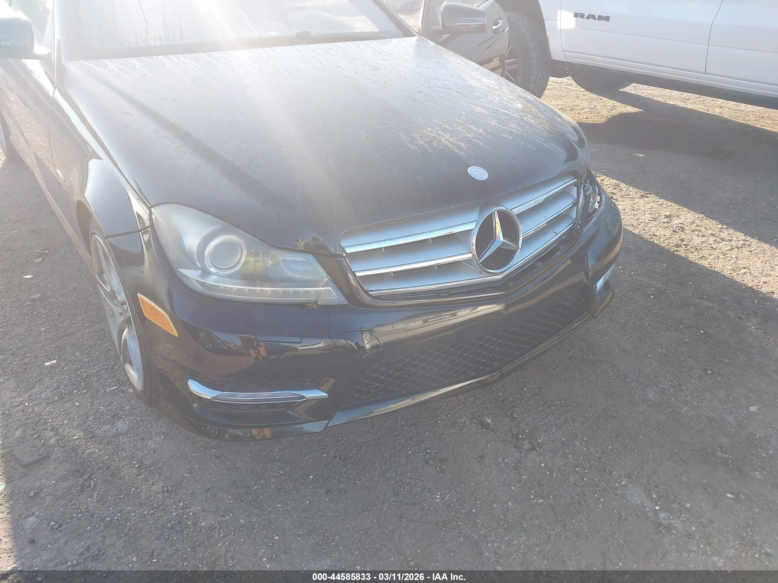 MERCEDES-BENZ C image 6
