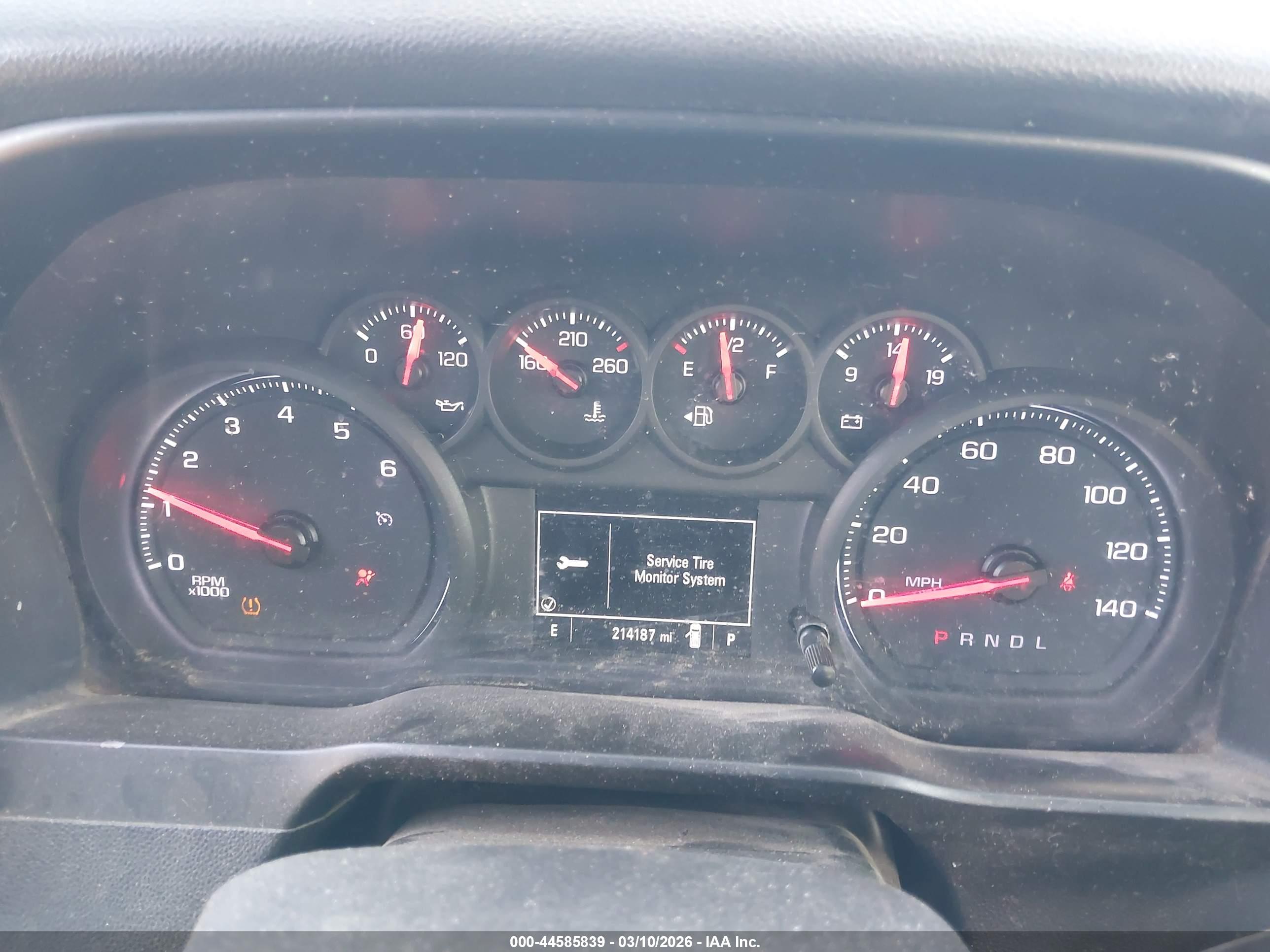 CHEVROLET SILVERADO image 7