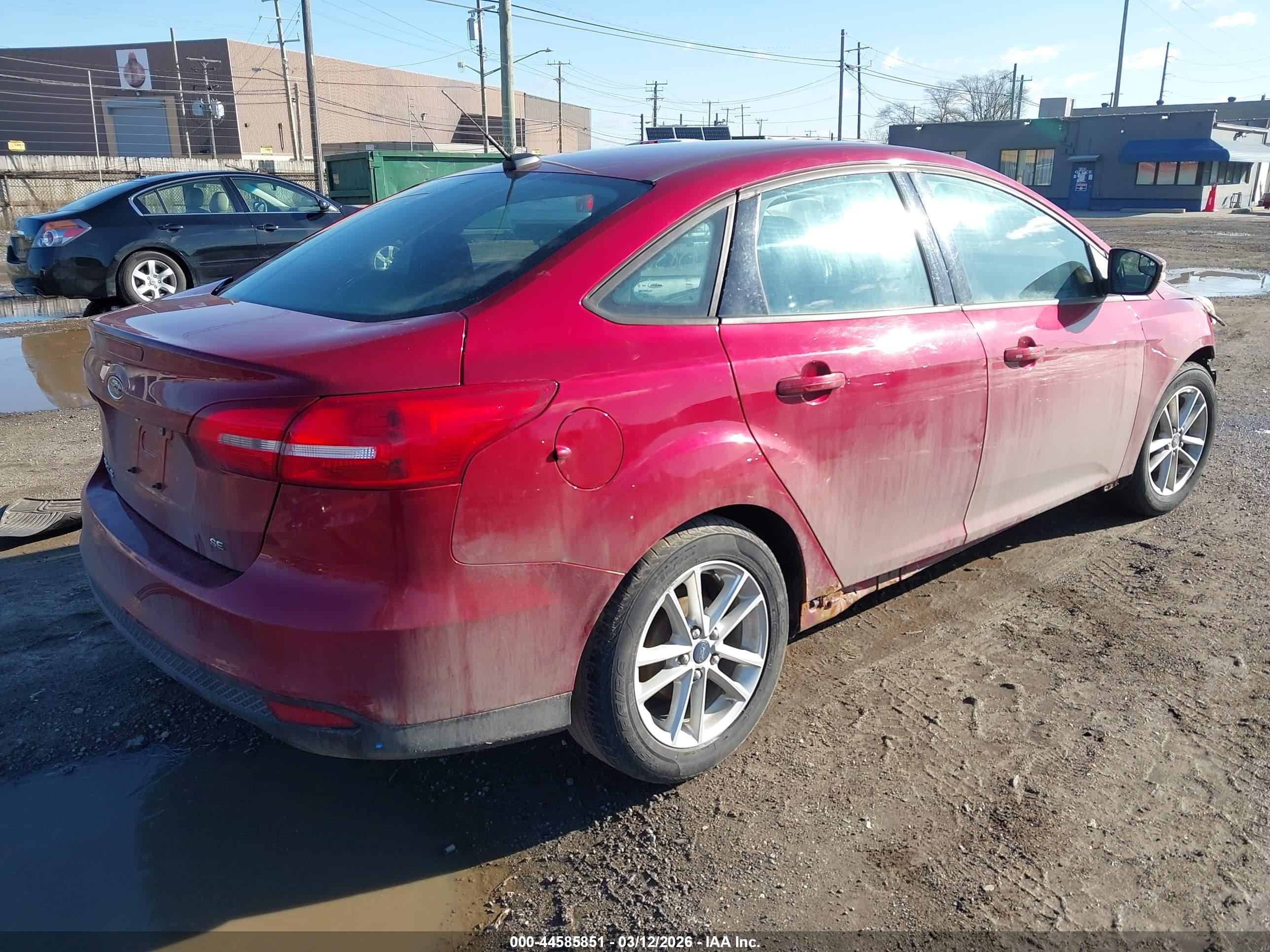 FORD FOCUS image 4