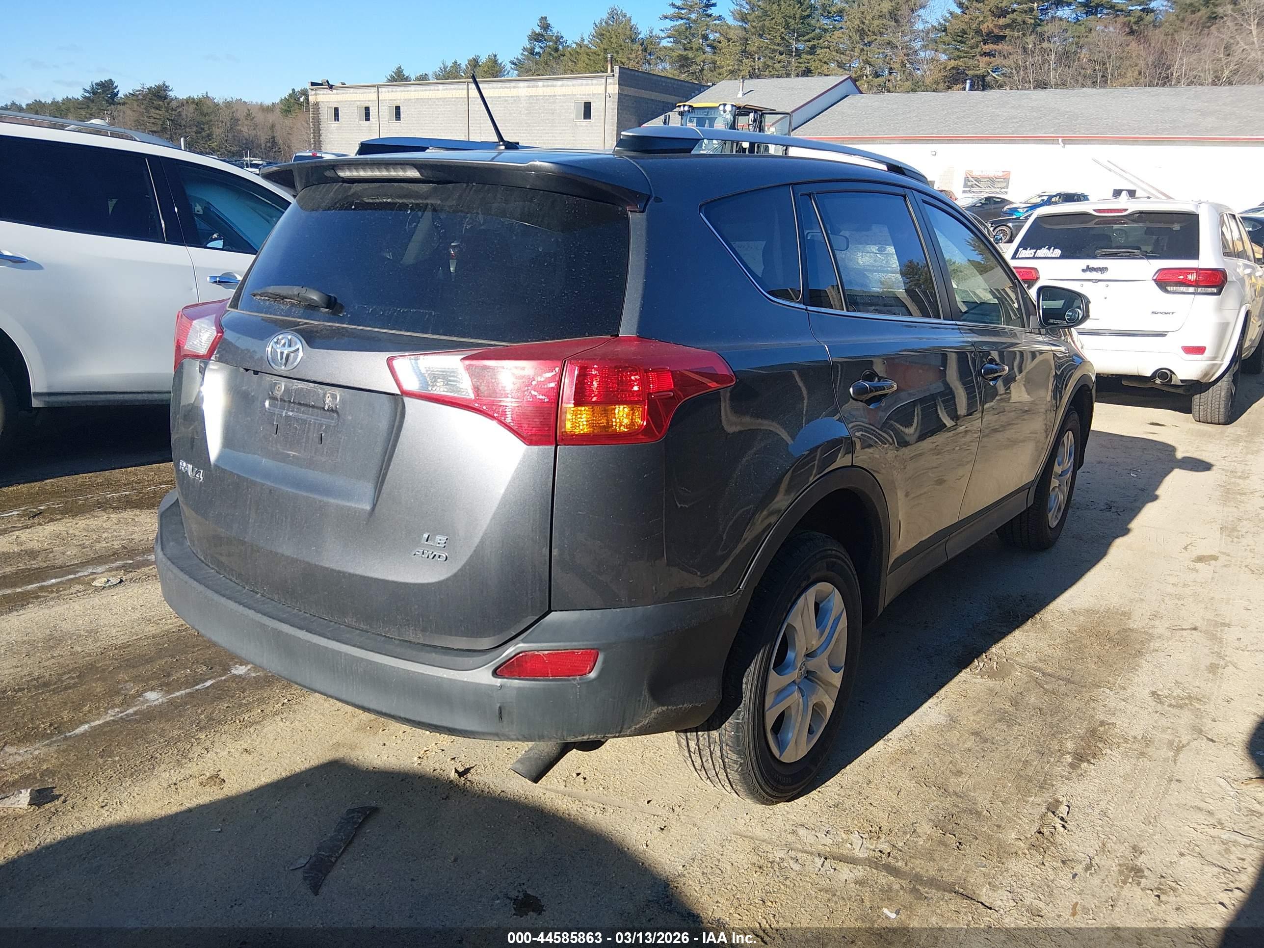 TOYOTA RAV4 image 4
