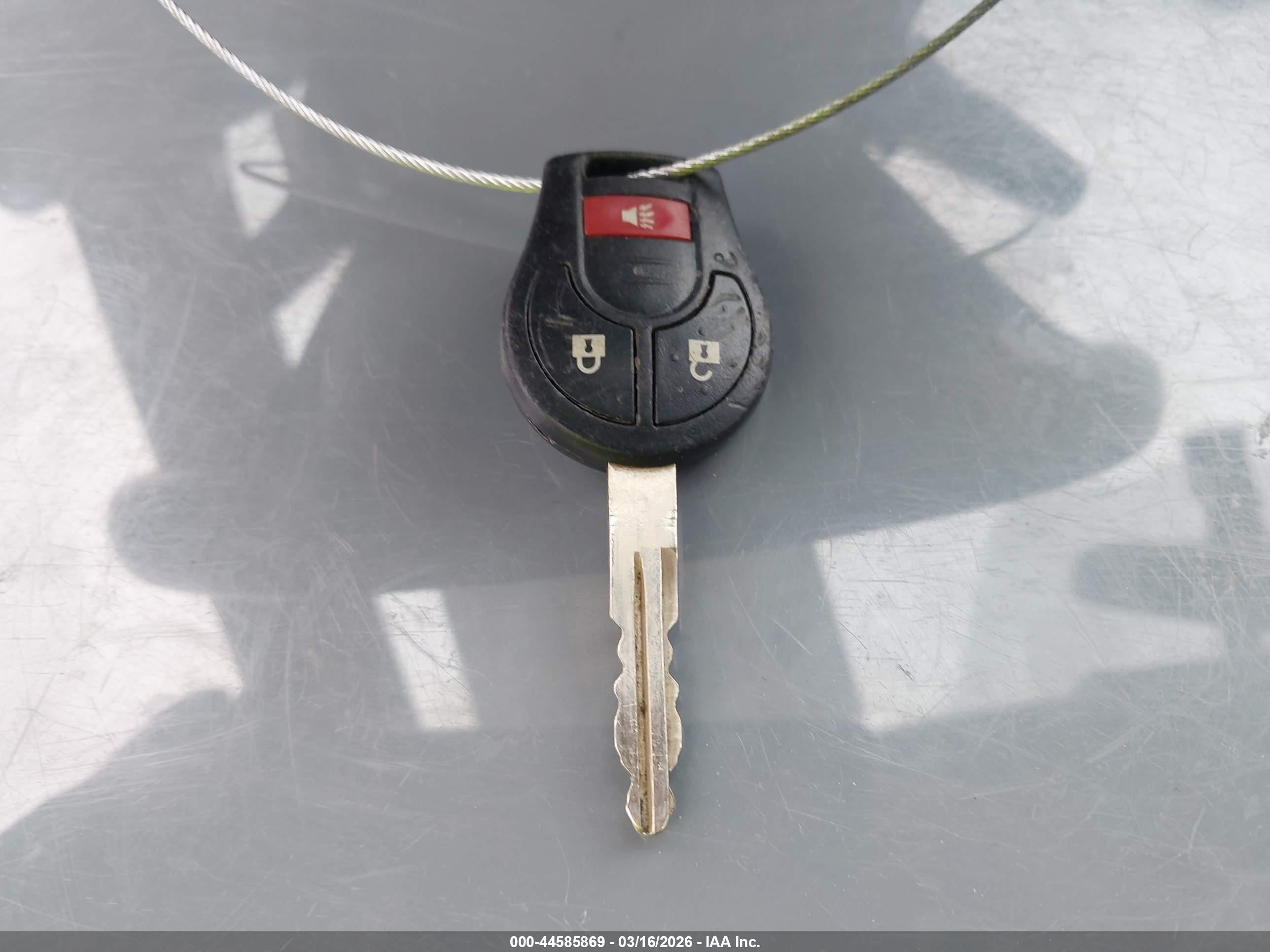 NISSAN ROGUE image 11