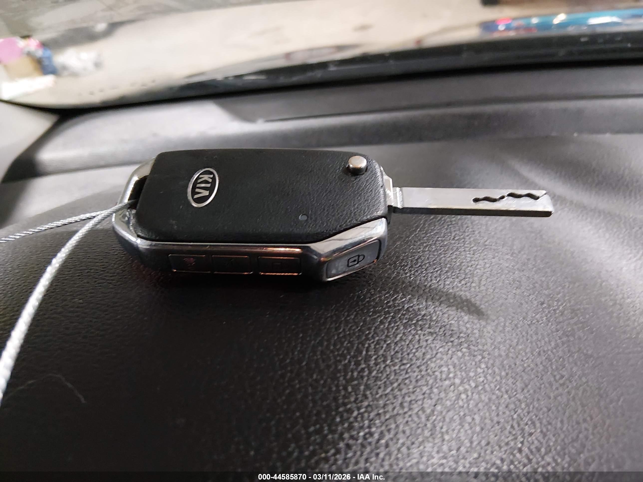 KIA FORTE image 11