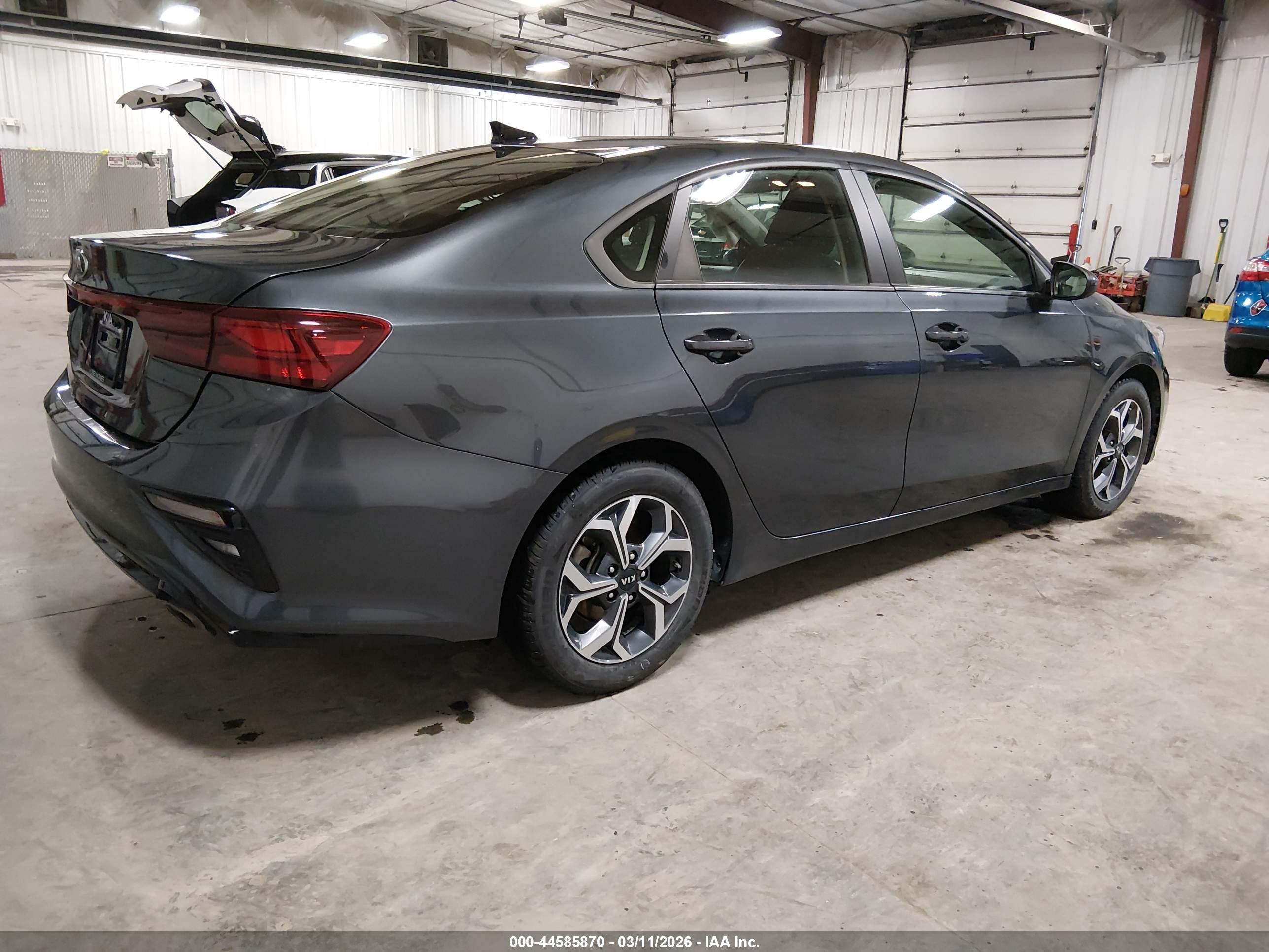 KIA FORTE image 4