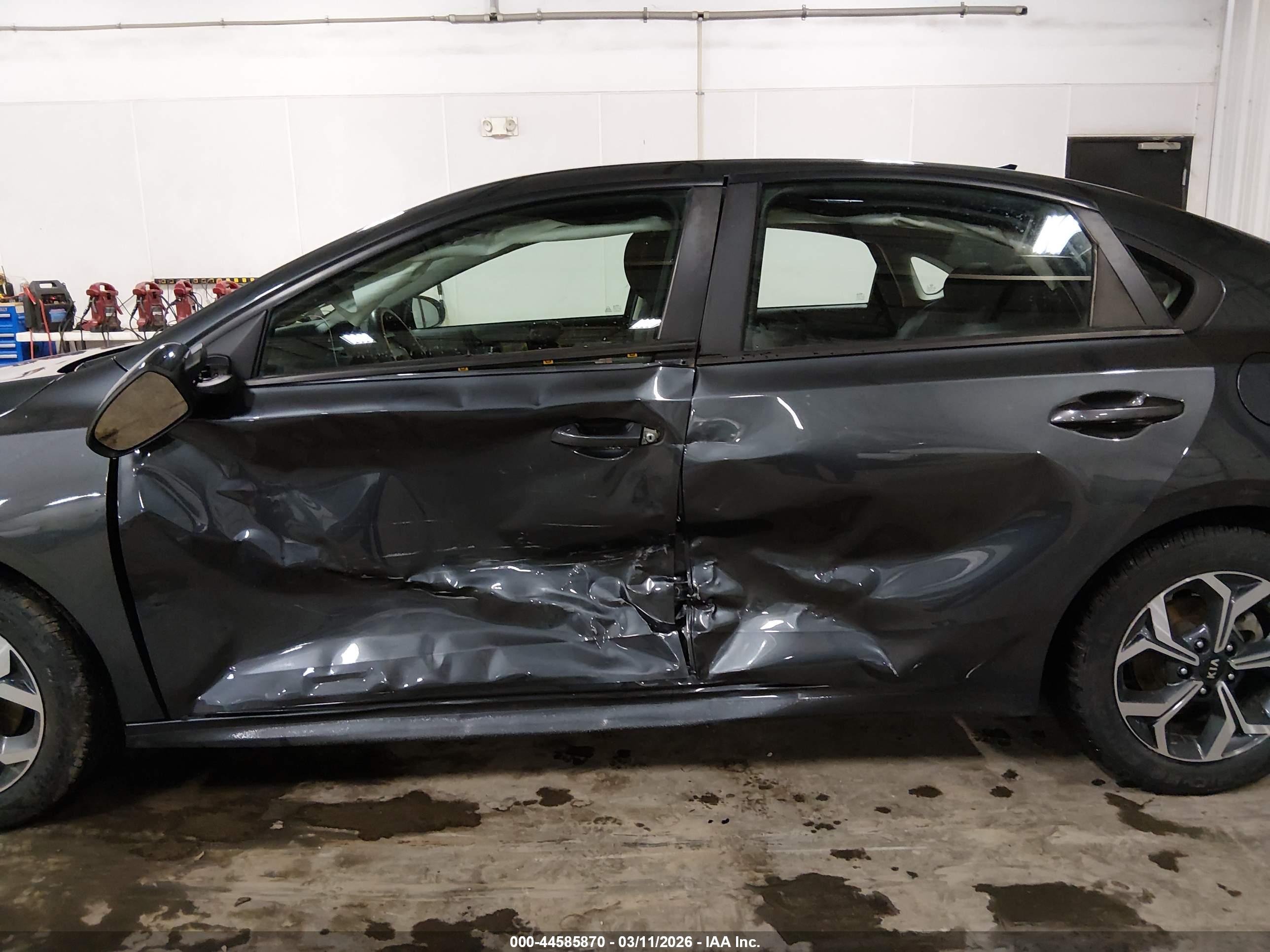 KIA FORTE image 6