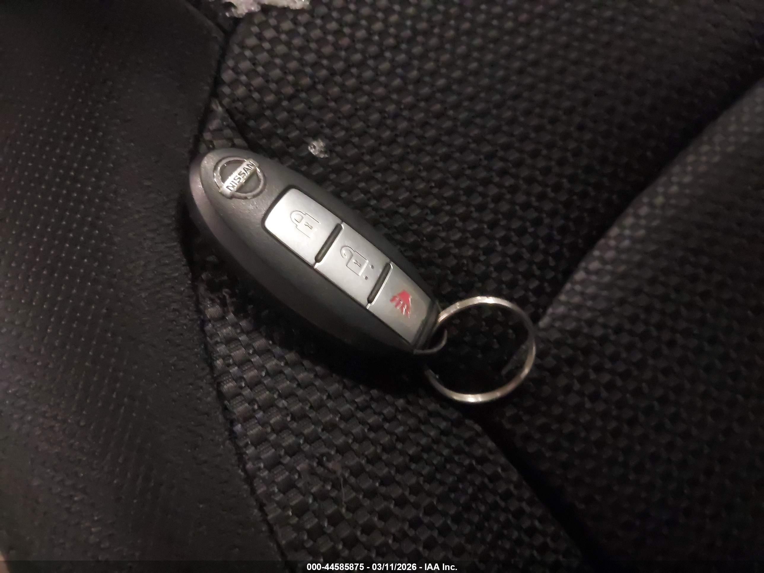 NISSAN ROGUE image 11