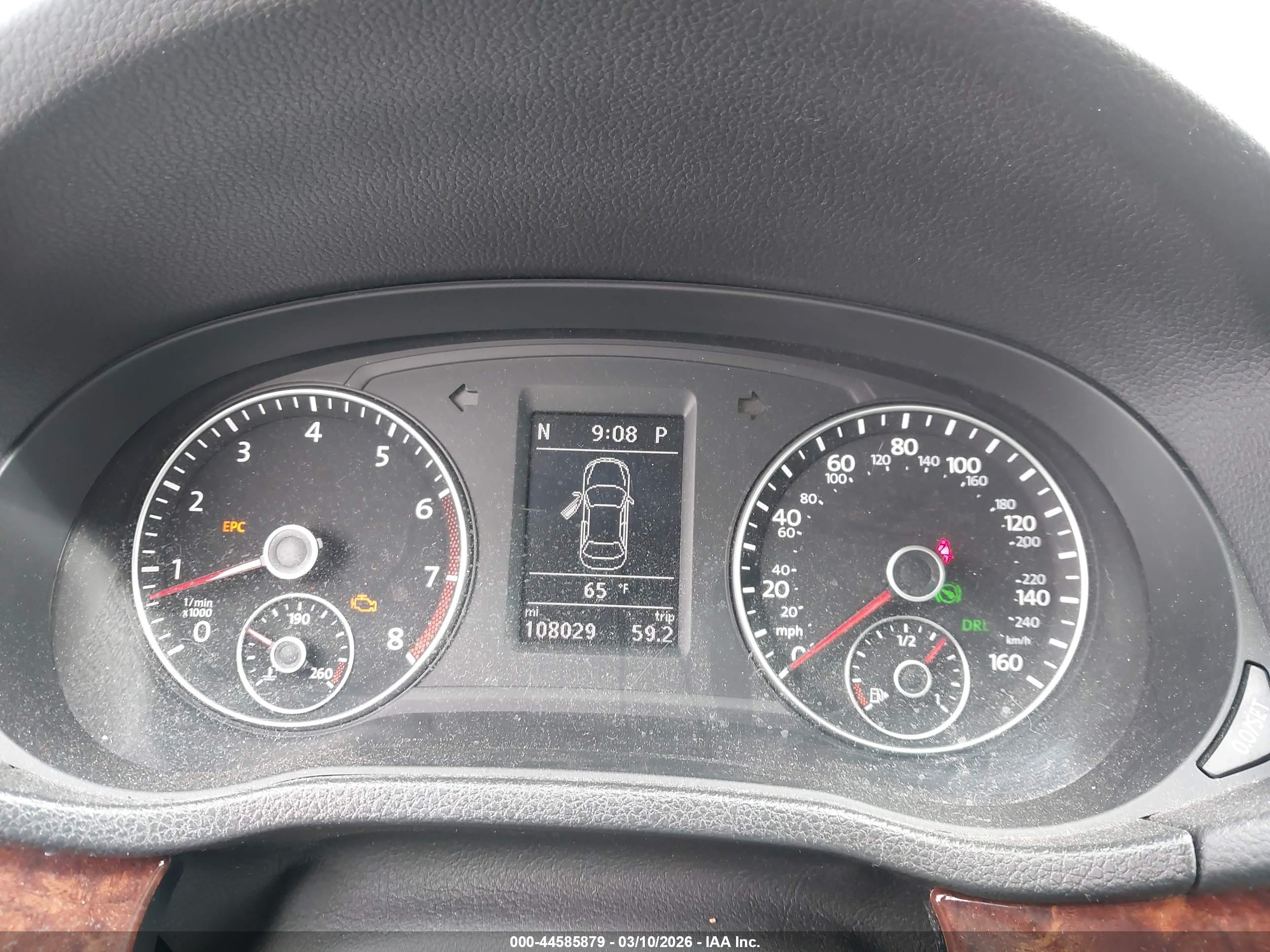 VOLKSWAGEN PASSAT image 7