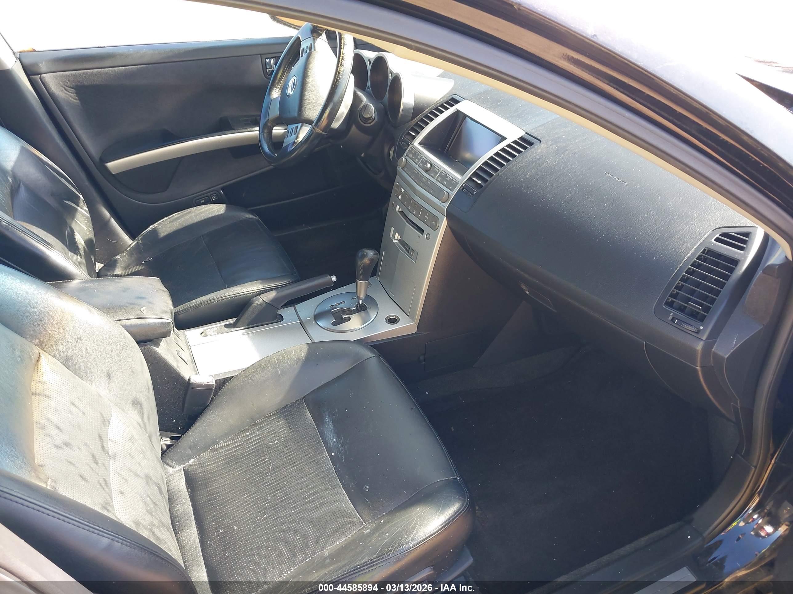 NISSAN MAXIMA image 5