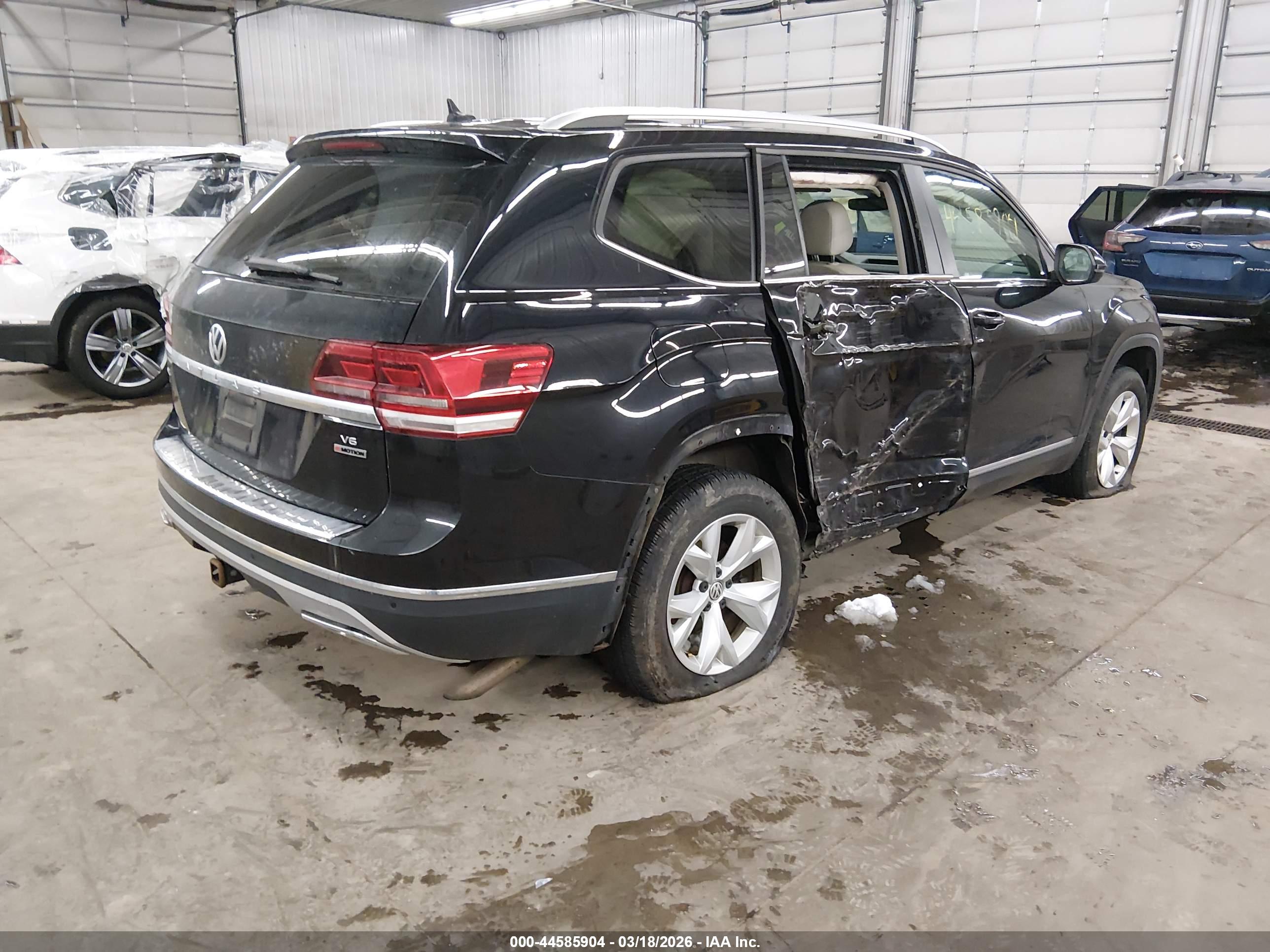 VOLKSWAGEN ATLAS image 4