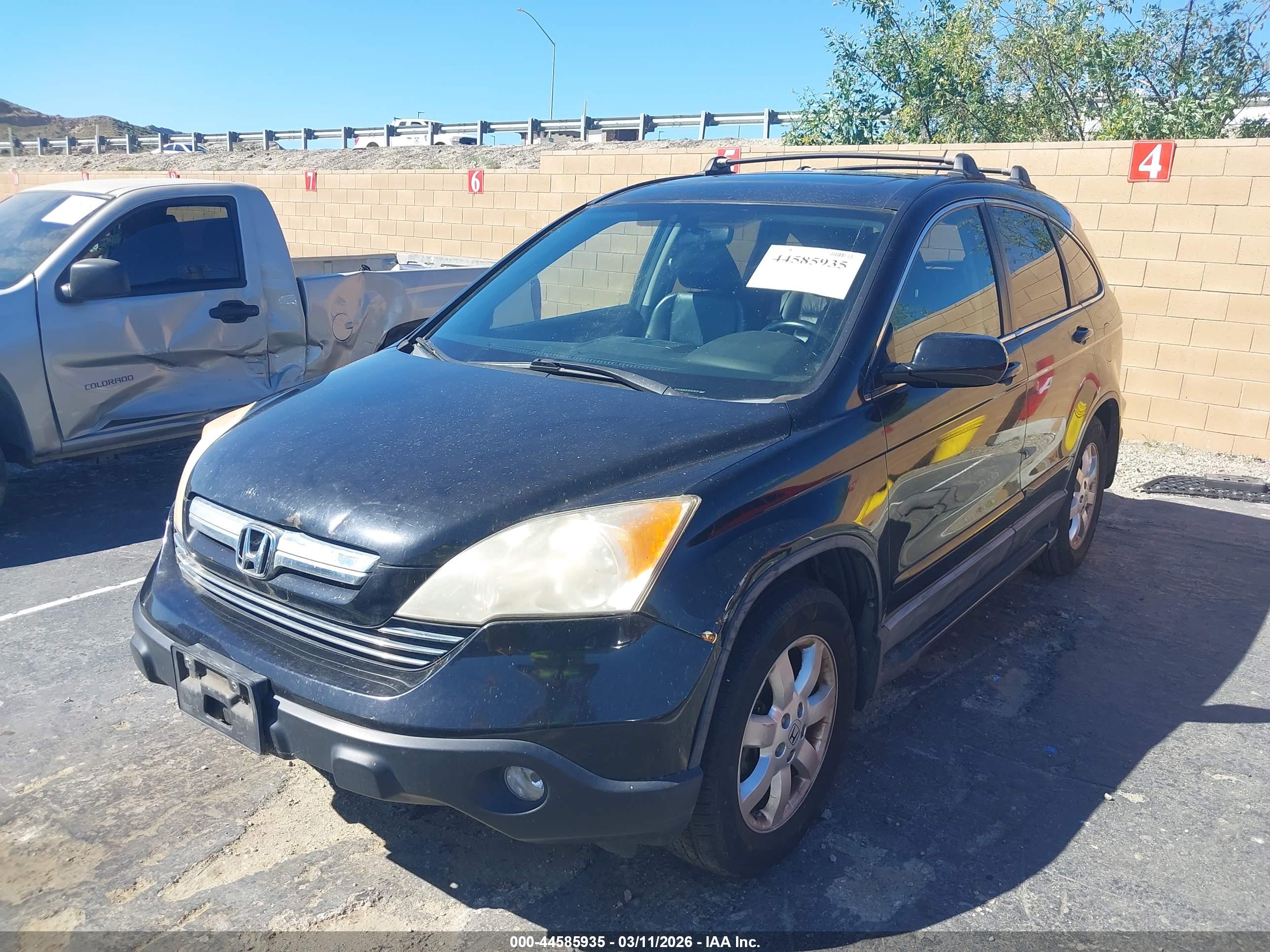 HONDA CR-V image 2
