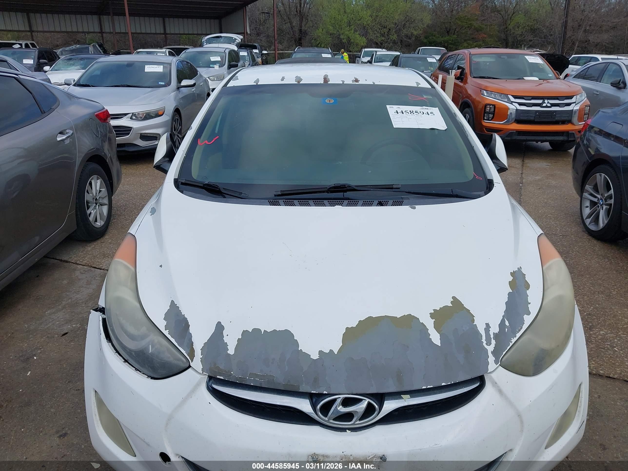 HYUNDAI ELANTRA image 6