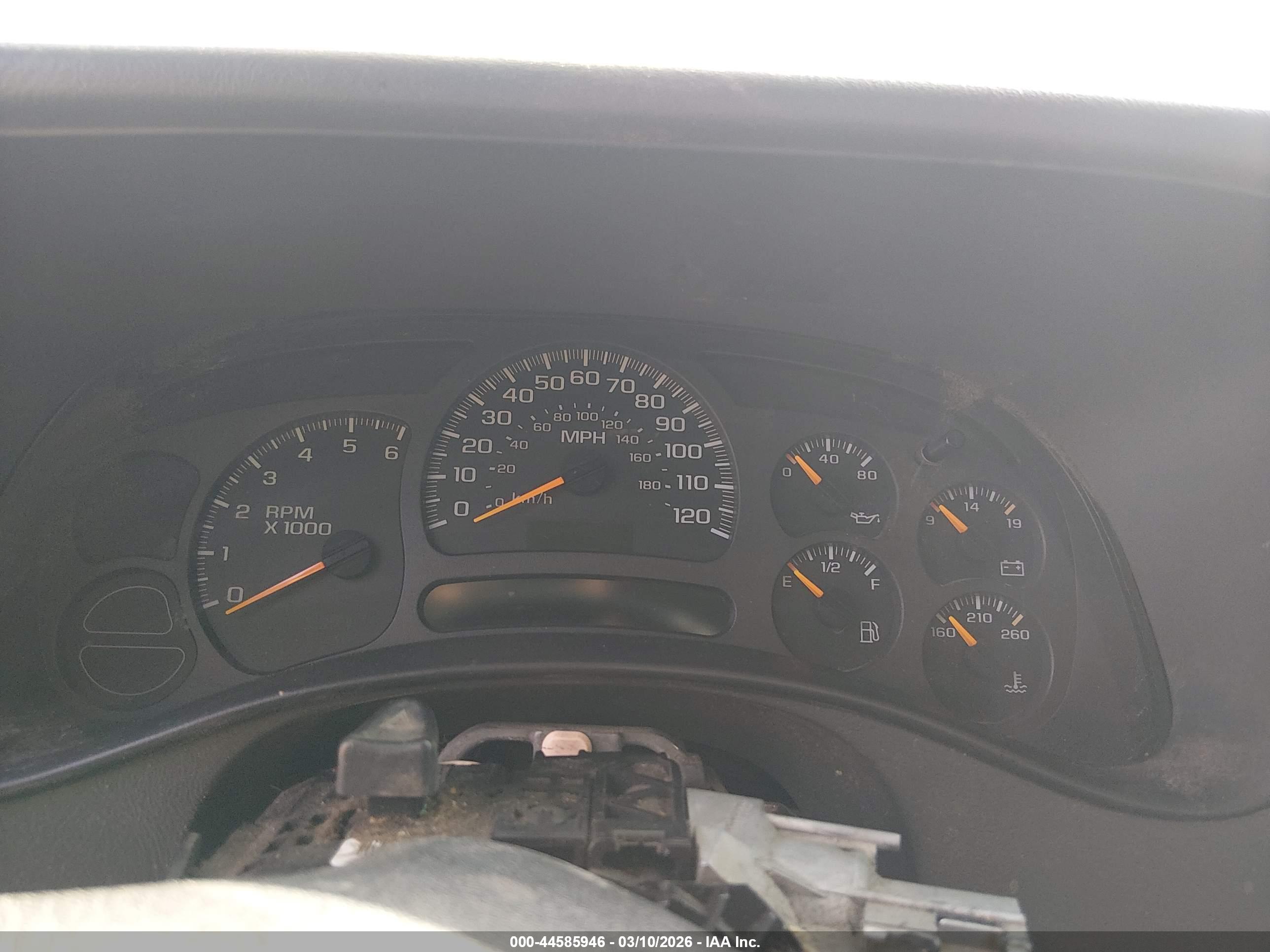 CHEVROLET SILVERADO image 7
