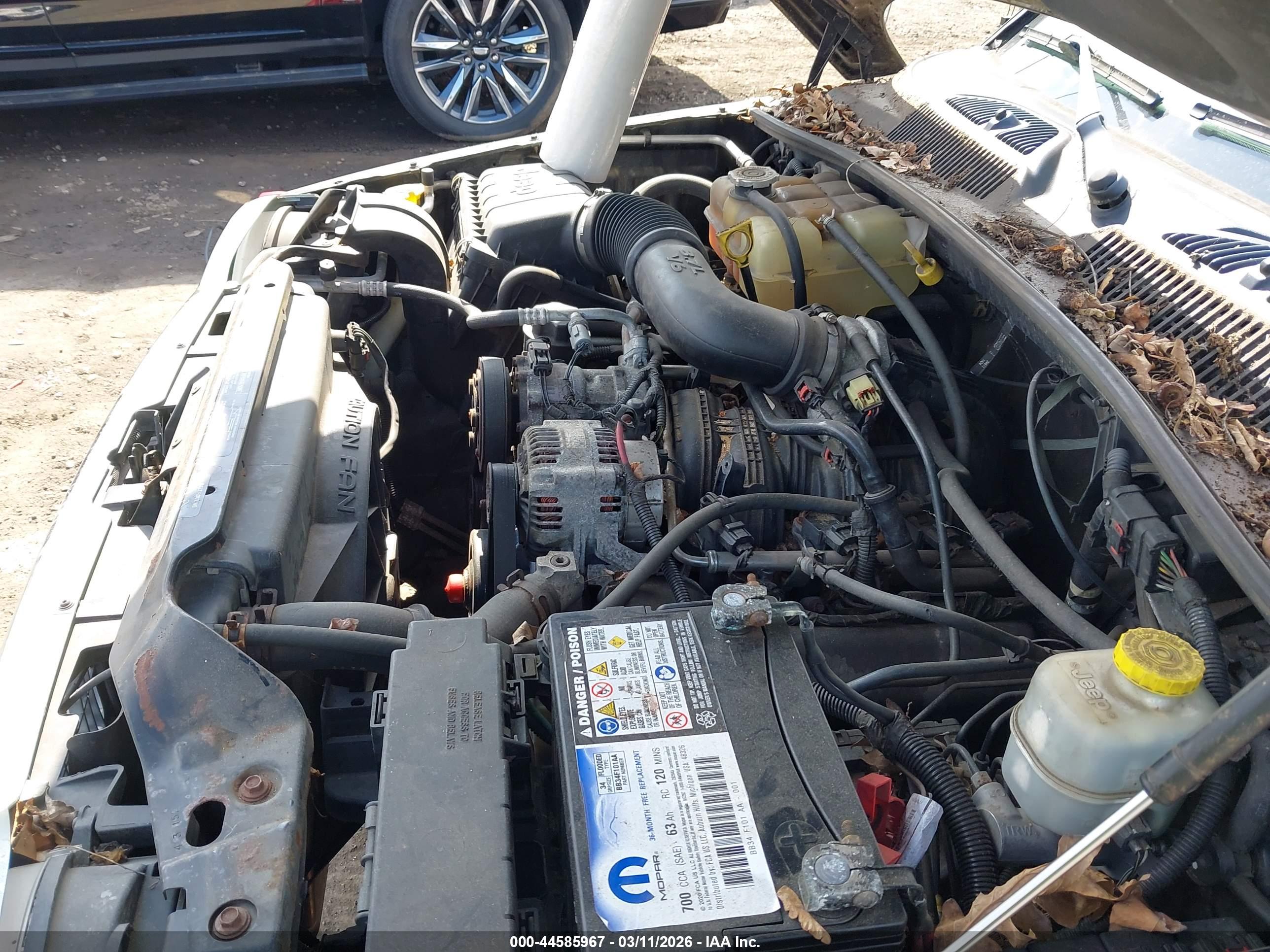 JEEP LIBERTY image 10