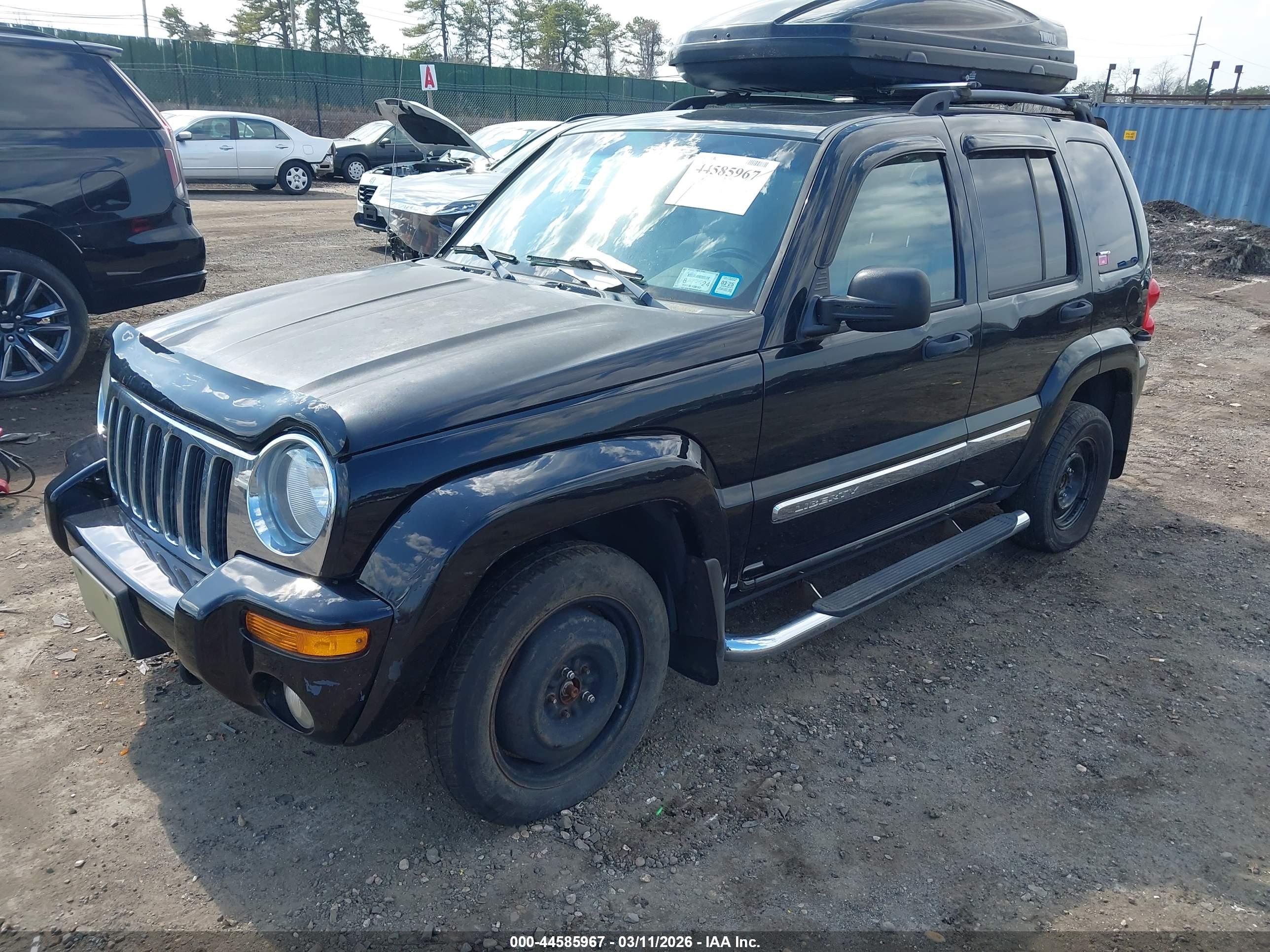 JEEP LIBERTY image 2