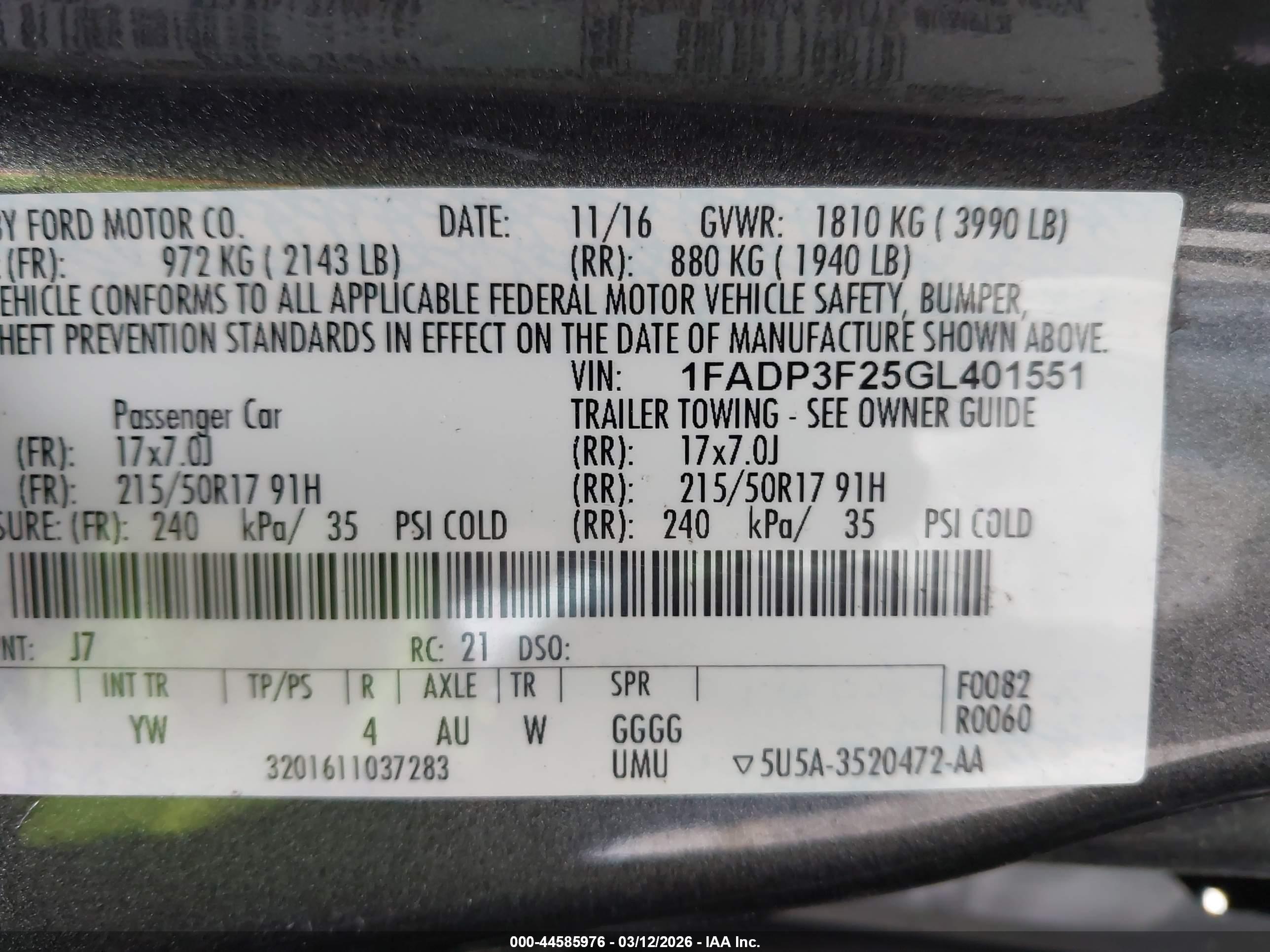 FORD FOCUS image 9