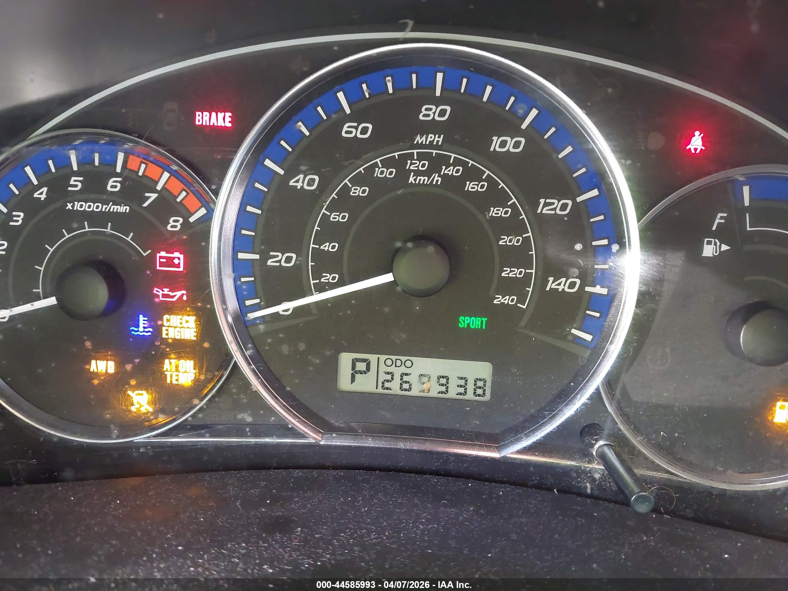 SUBARU FORESTER image 7
