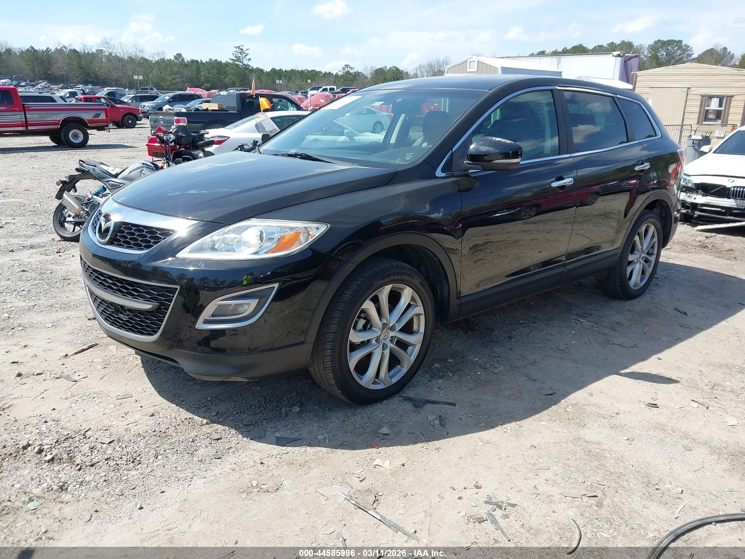 MAZDA CX-9 image 2