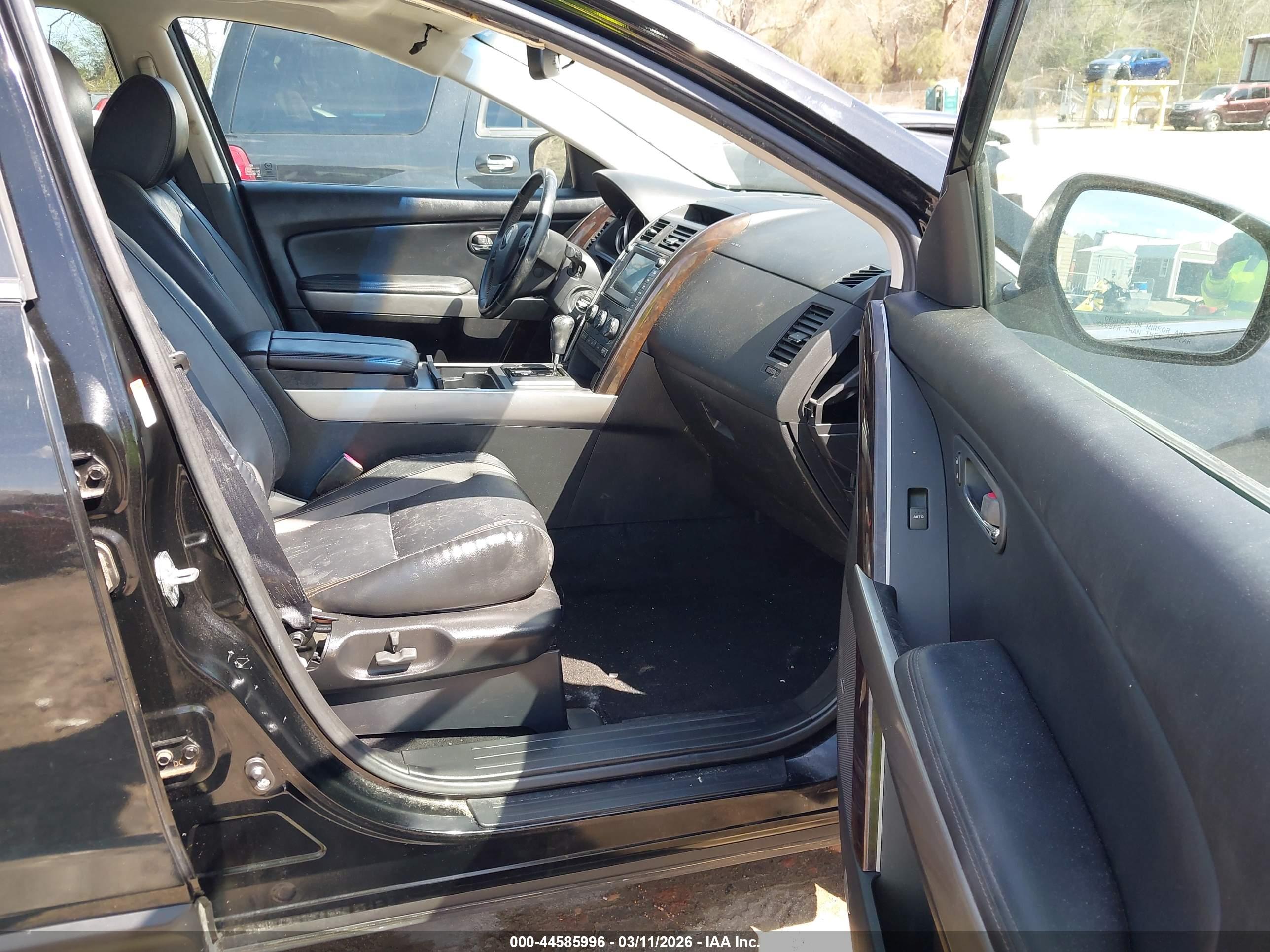 MAZDA CX-9 image 5