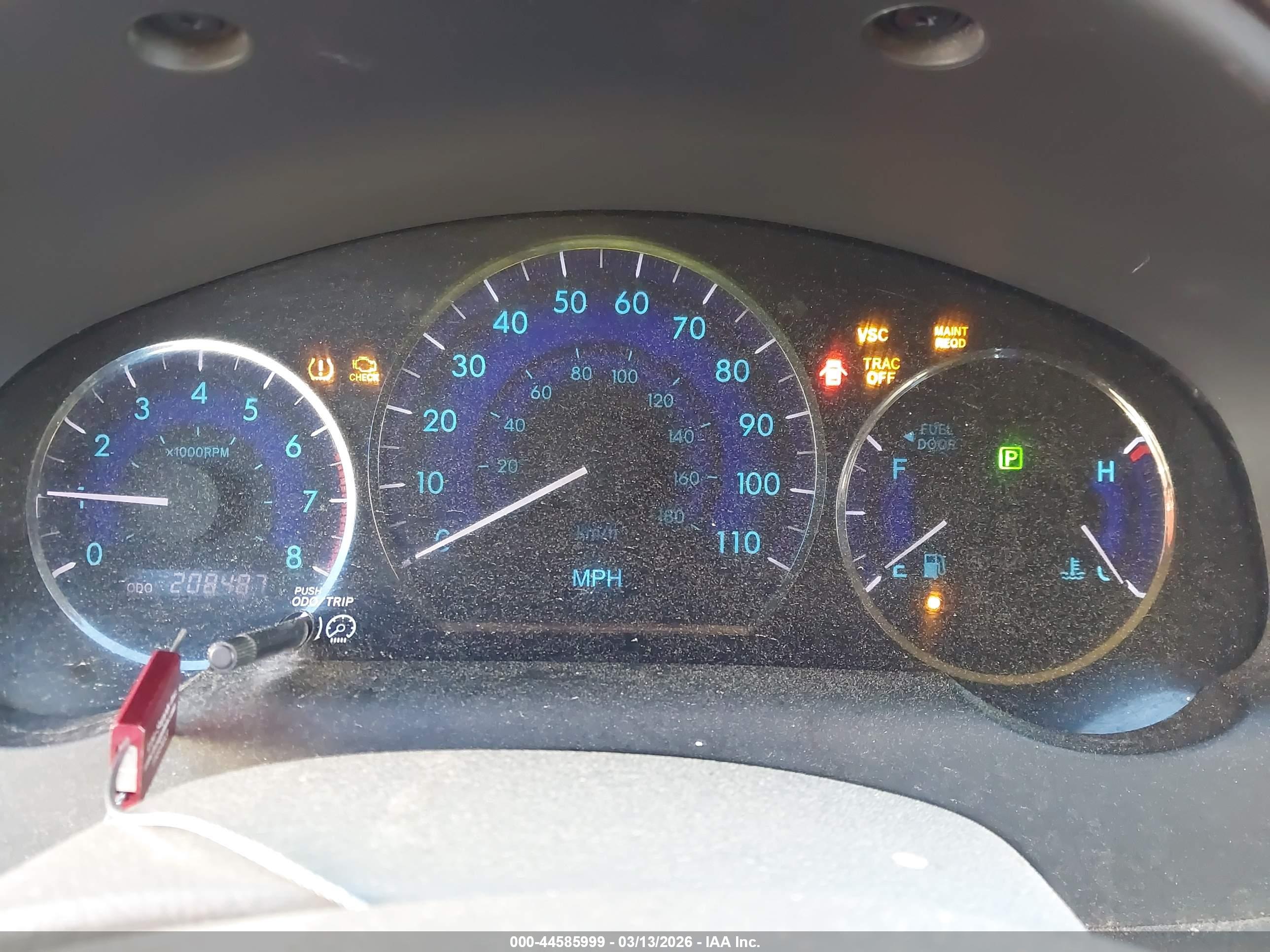 TOYOTA SIENNA image 7