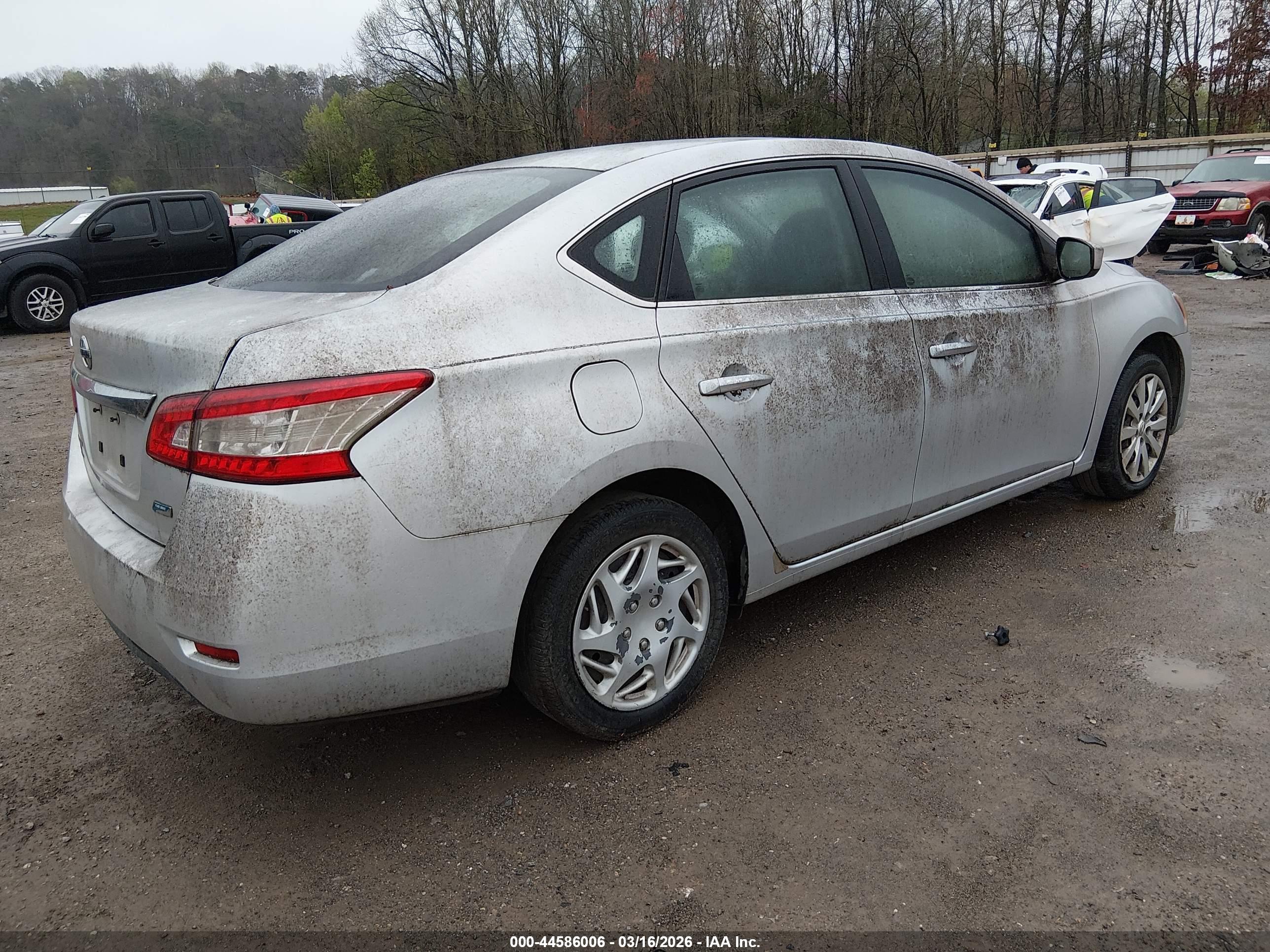 NISSAN SENTRA image 4