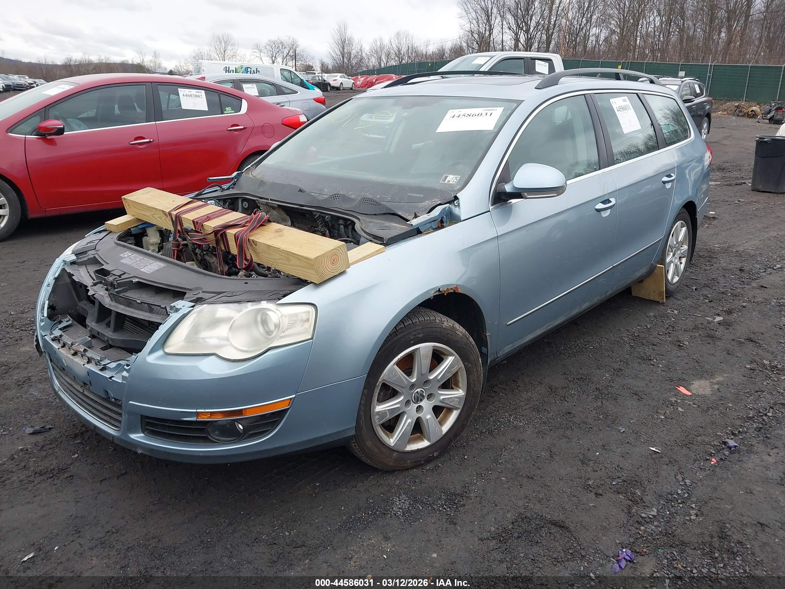 VOLKSWAGEN PASSAT image 2