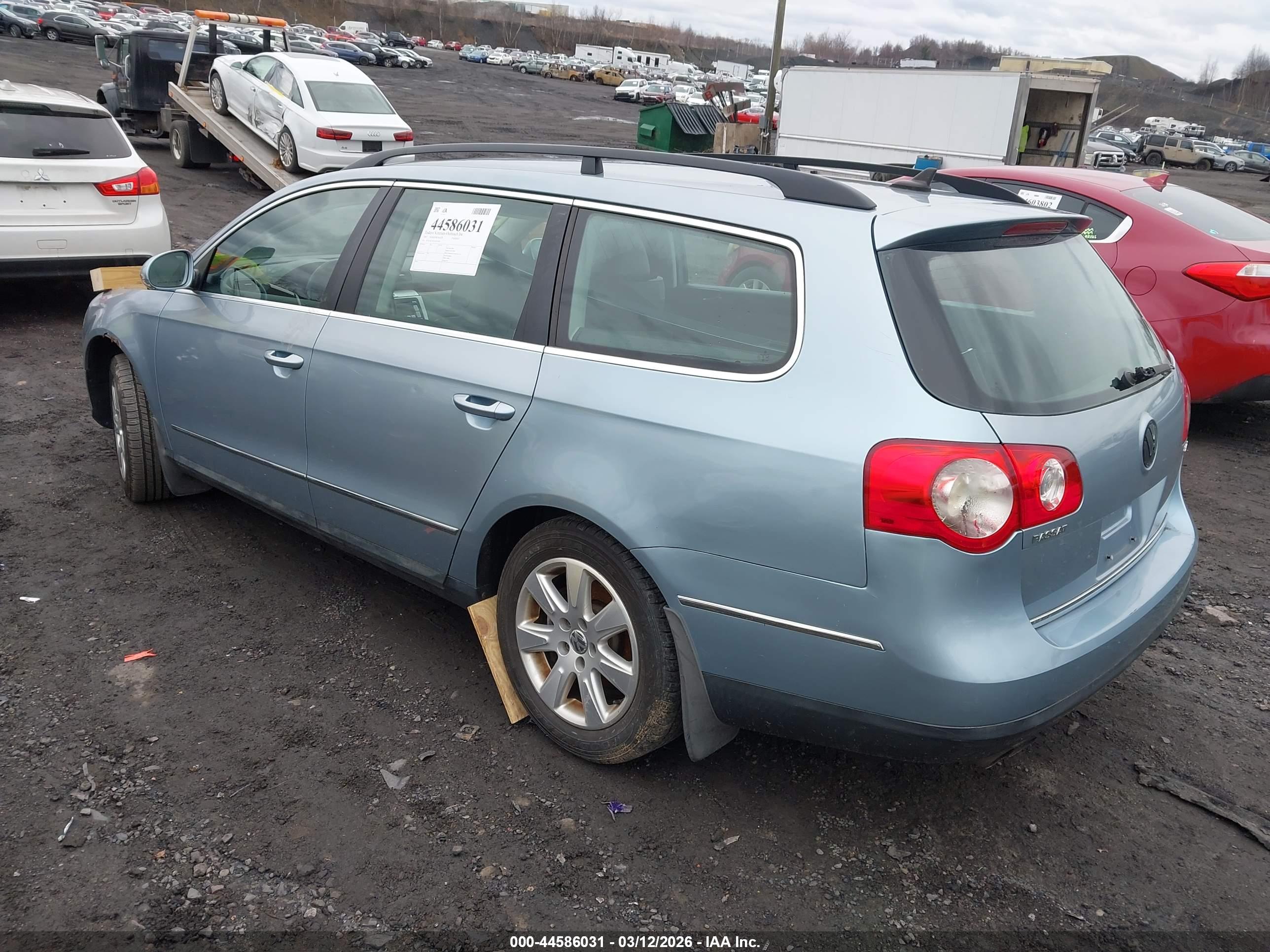 VOLKSWAGEN PASSAT image 3