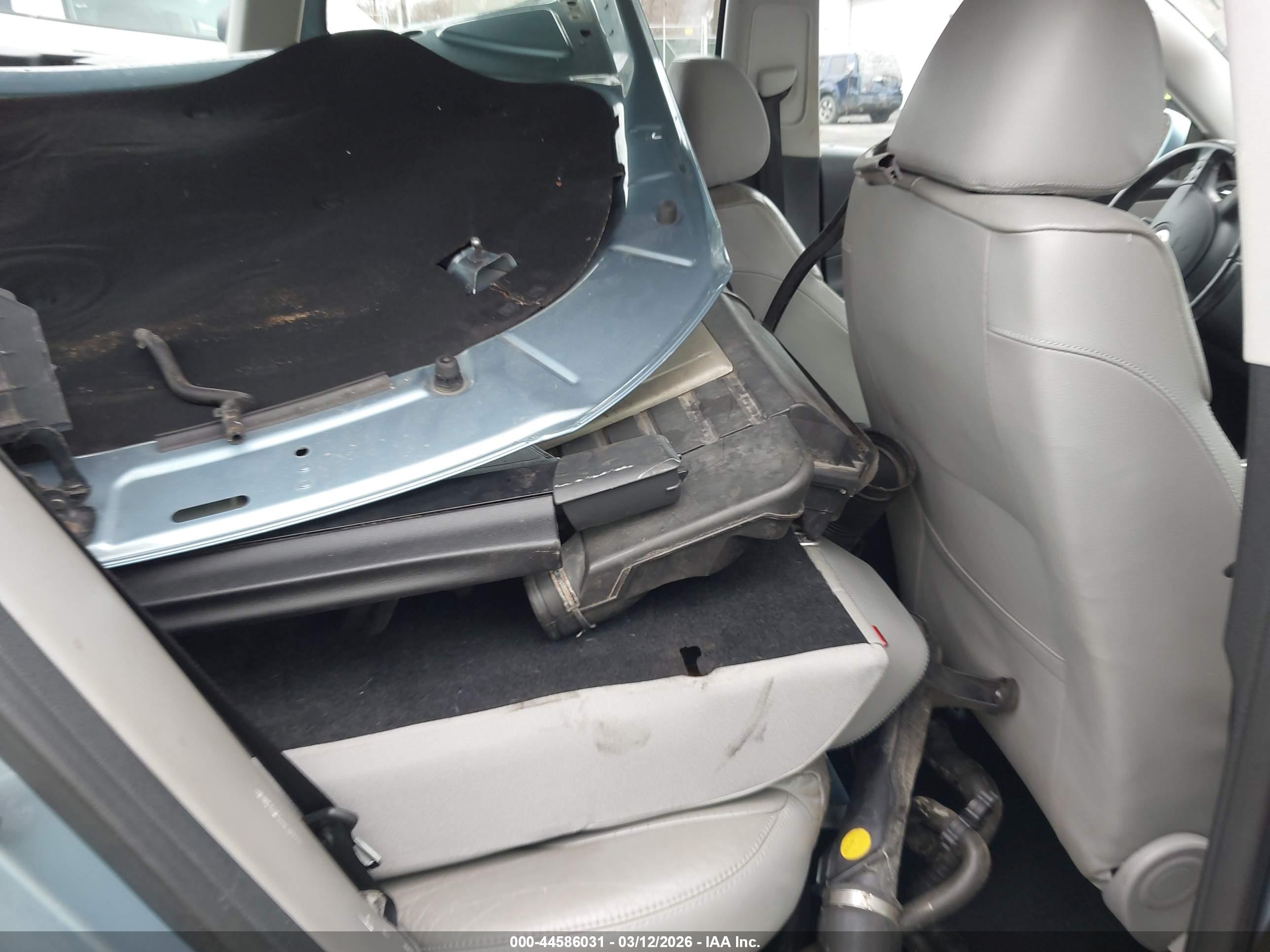 VOLKSWAGEN PASSAT image 8