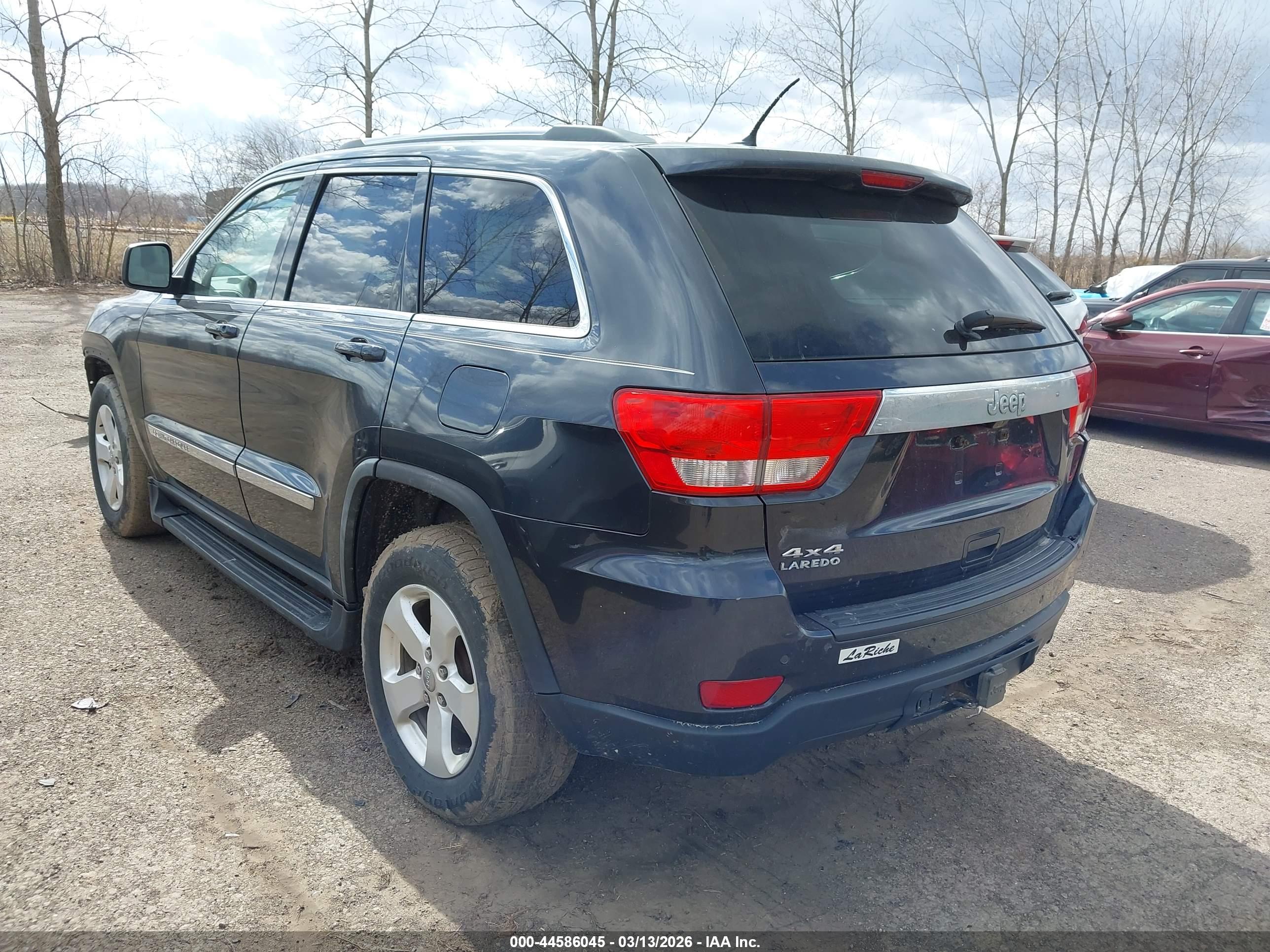 JEEP GRAND image 3