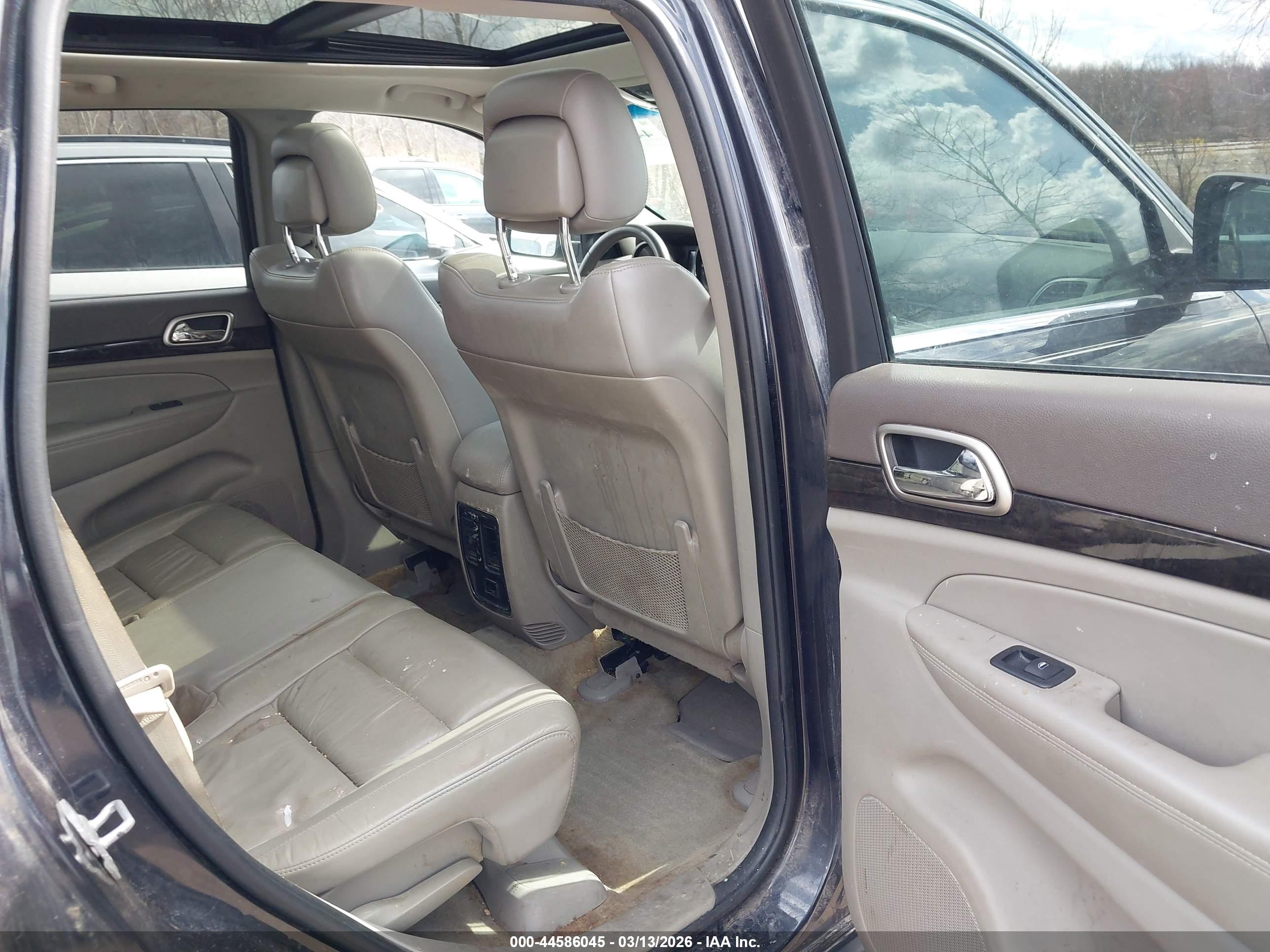 JEEP GRAND image 8