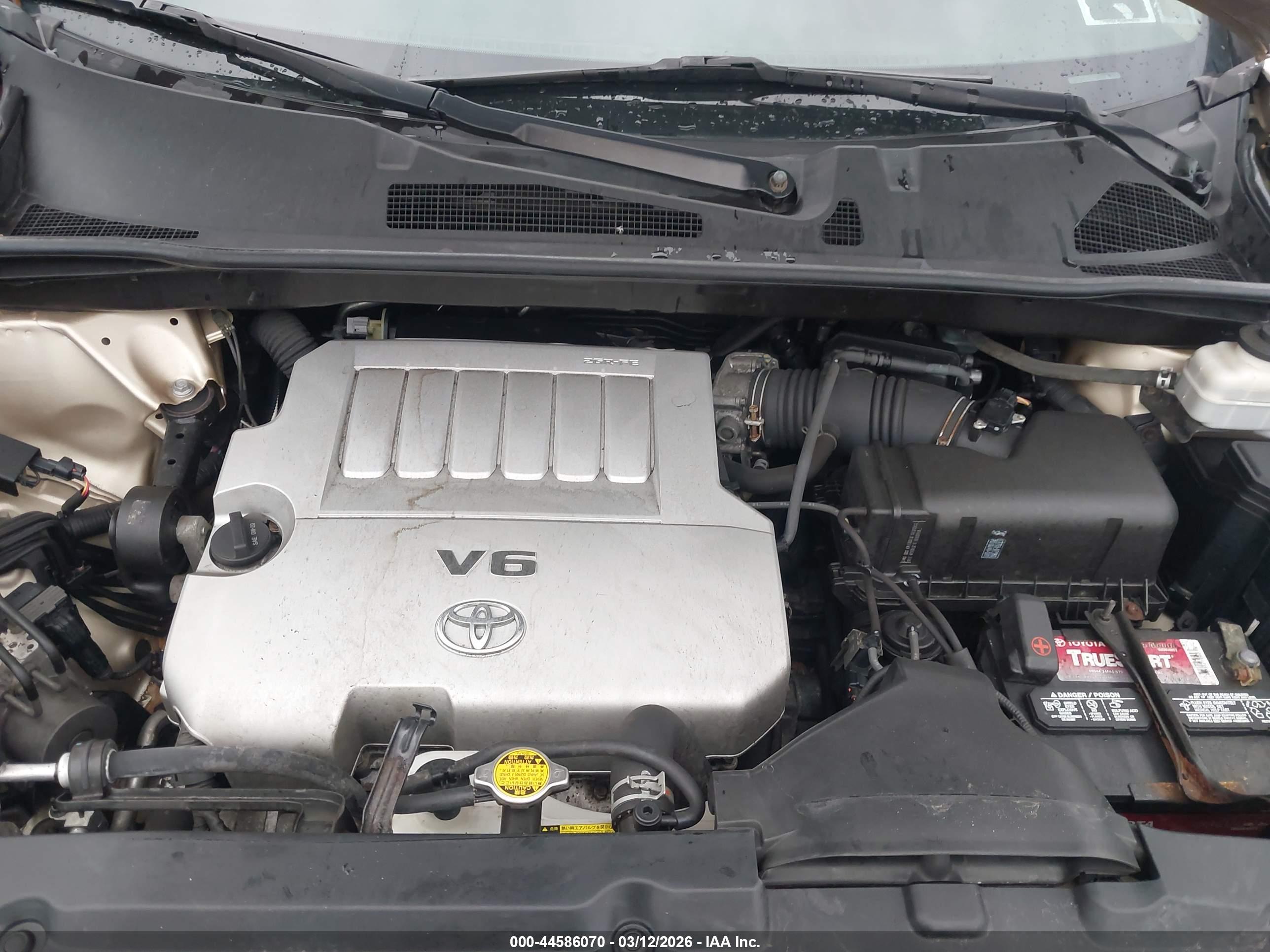 TOYOTA HIGHLANDER image 10