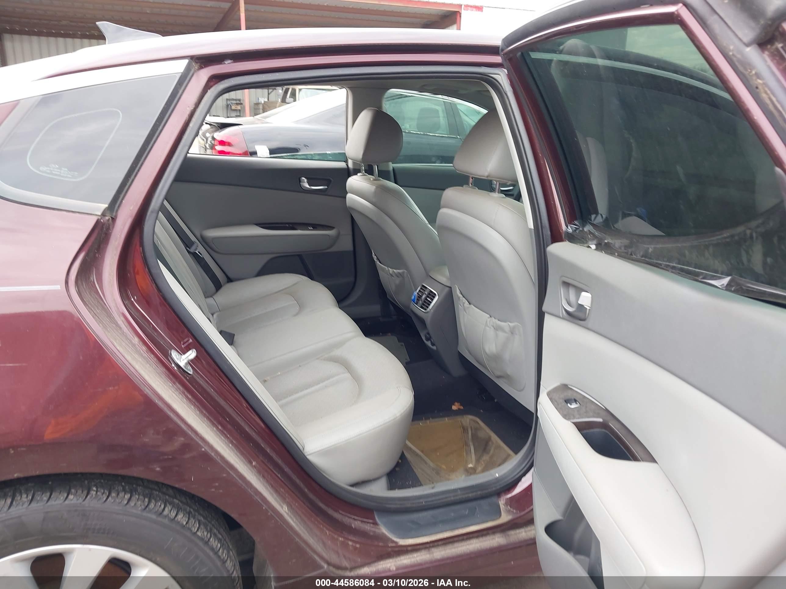 KIA OPTIMA image 8