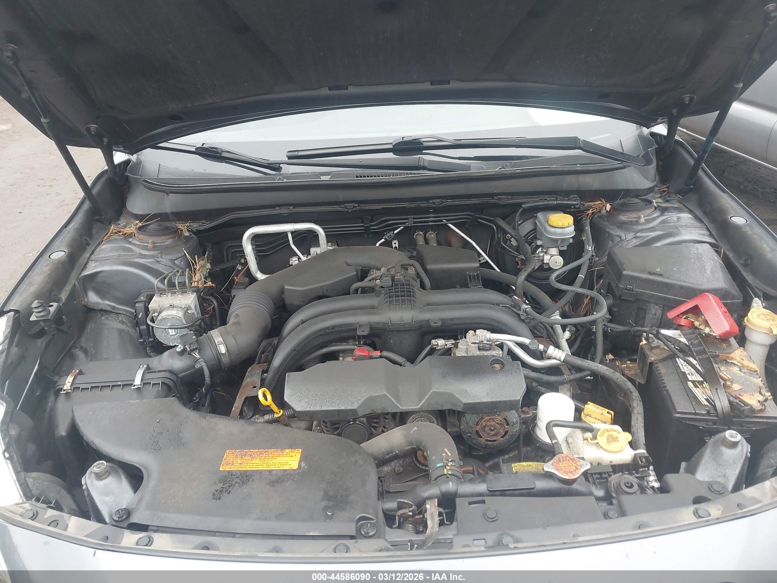 SUBARU OUTBACK image 10