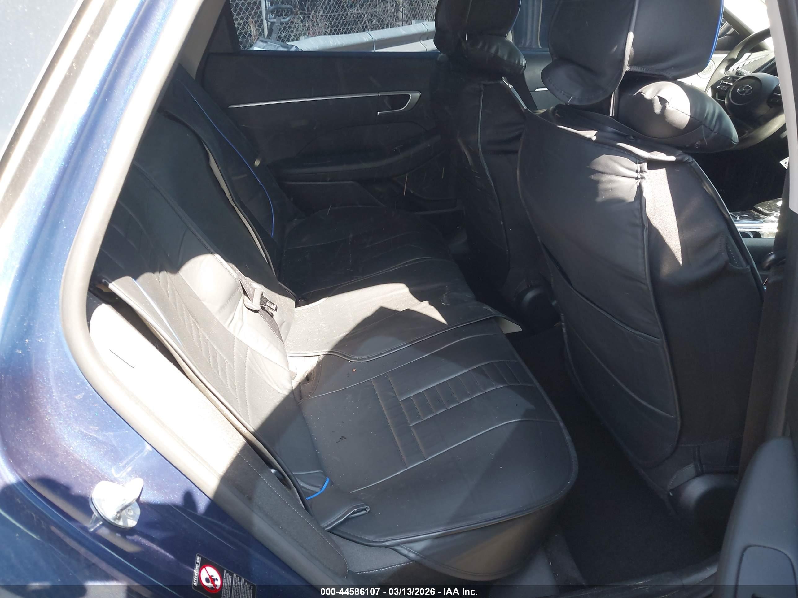 HYUNDAI SONATA image 8