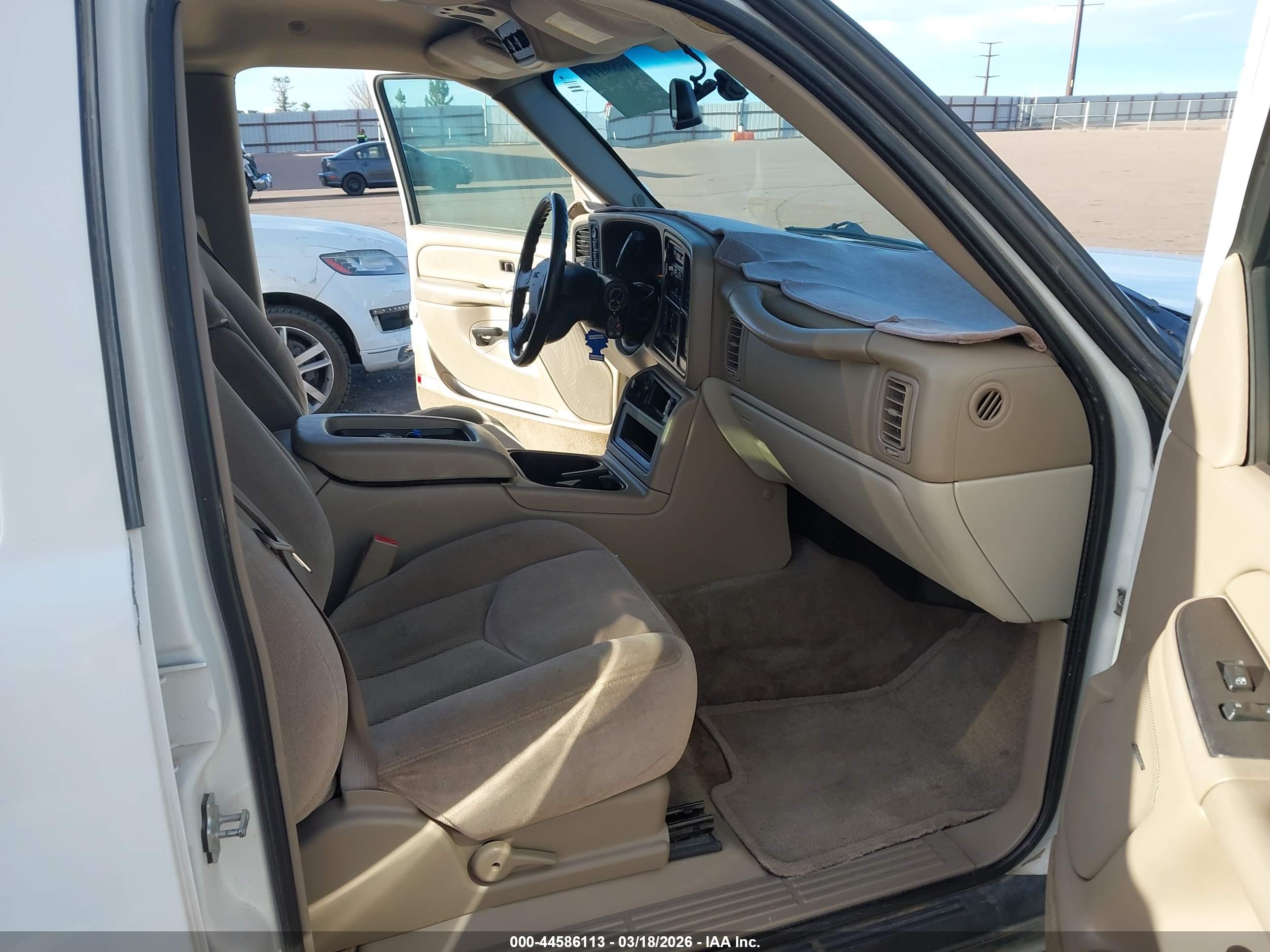 GMC YUKON image 5