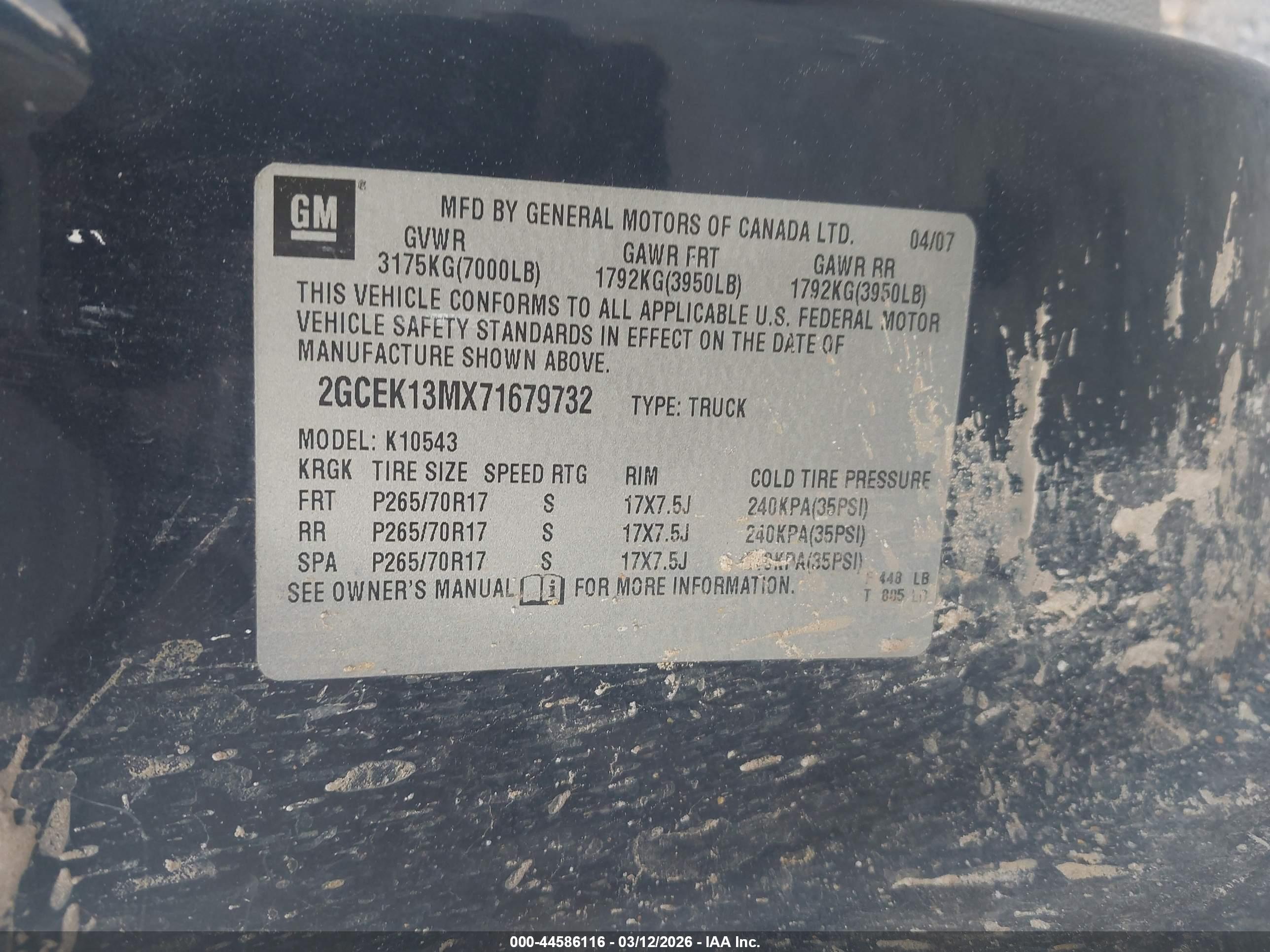 CHEVROLET SILVERADO image 9