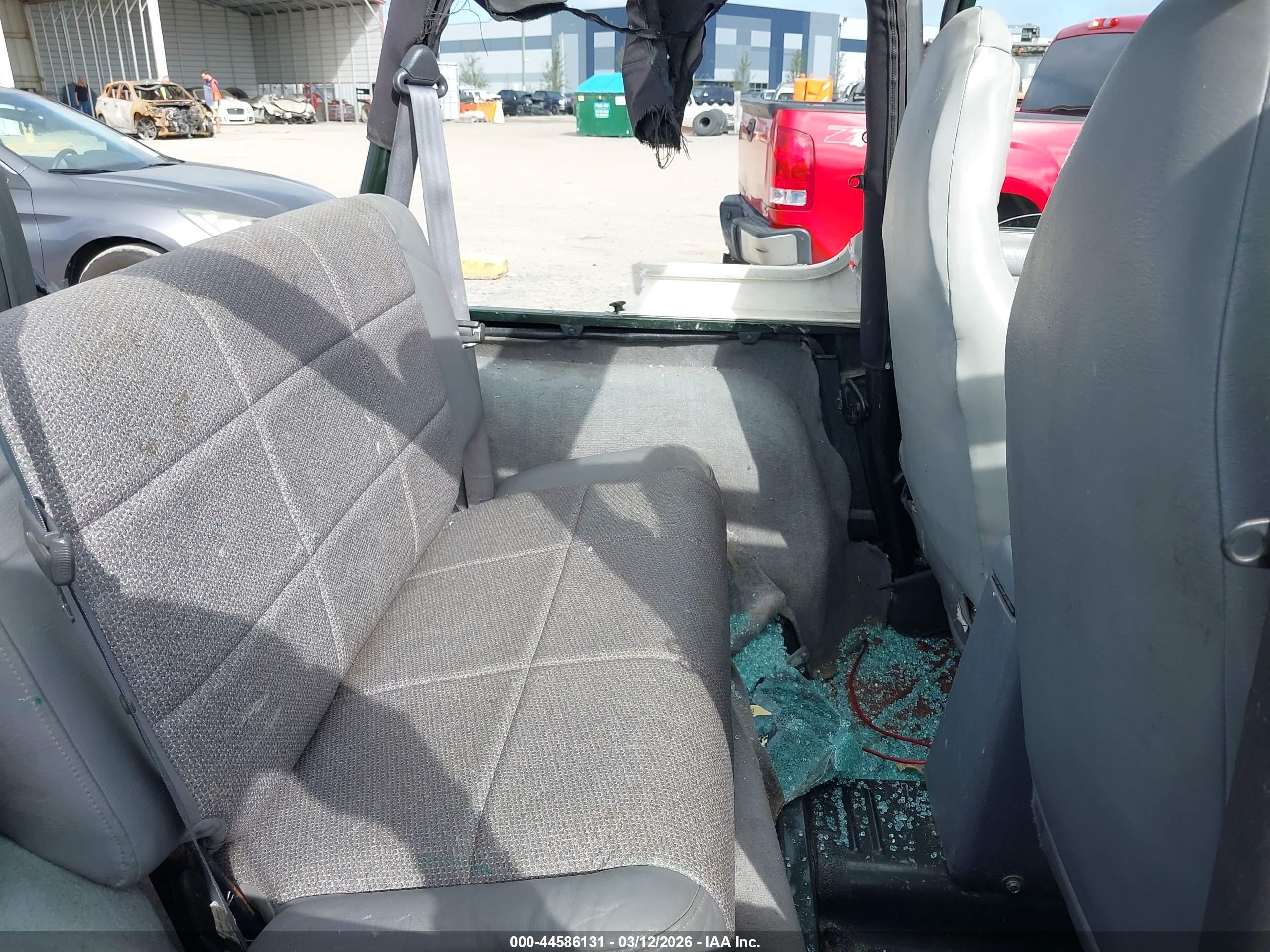JEEP WRANGLER image 8