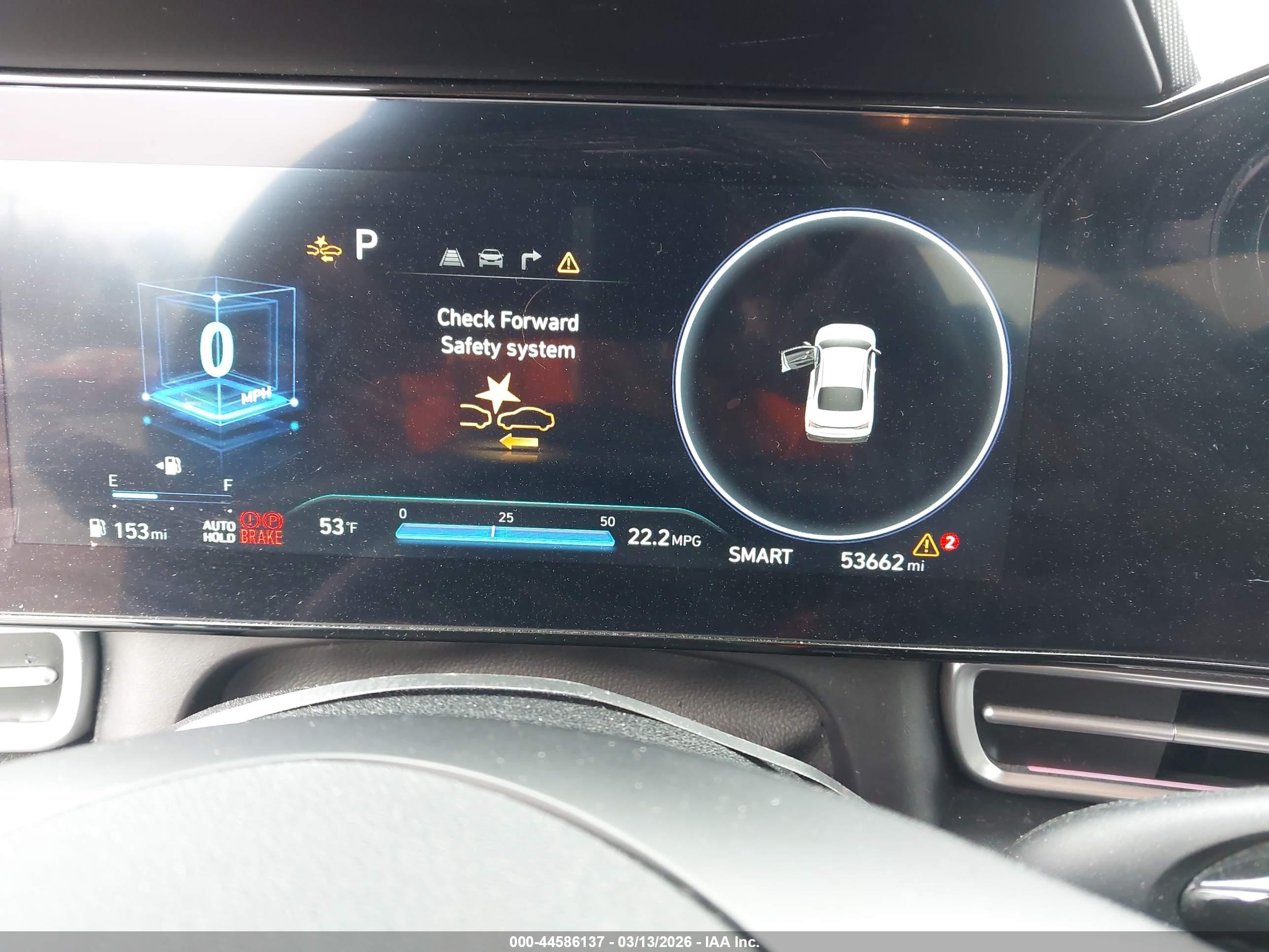 HYUNDAI ELANTRA image 7