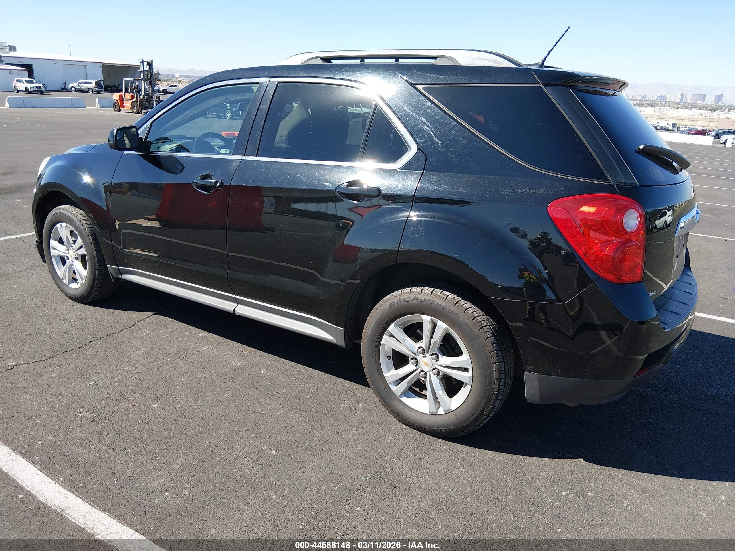 CHEVROLET EQUINOX image 3
