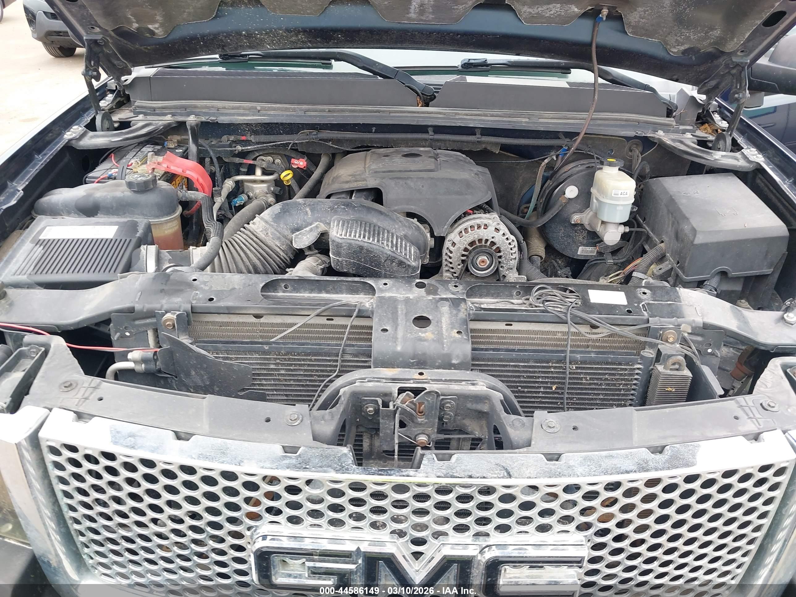 GMC SIERRA image 10